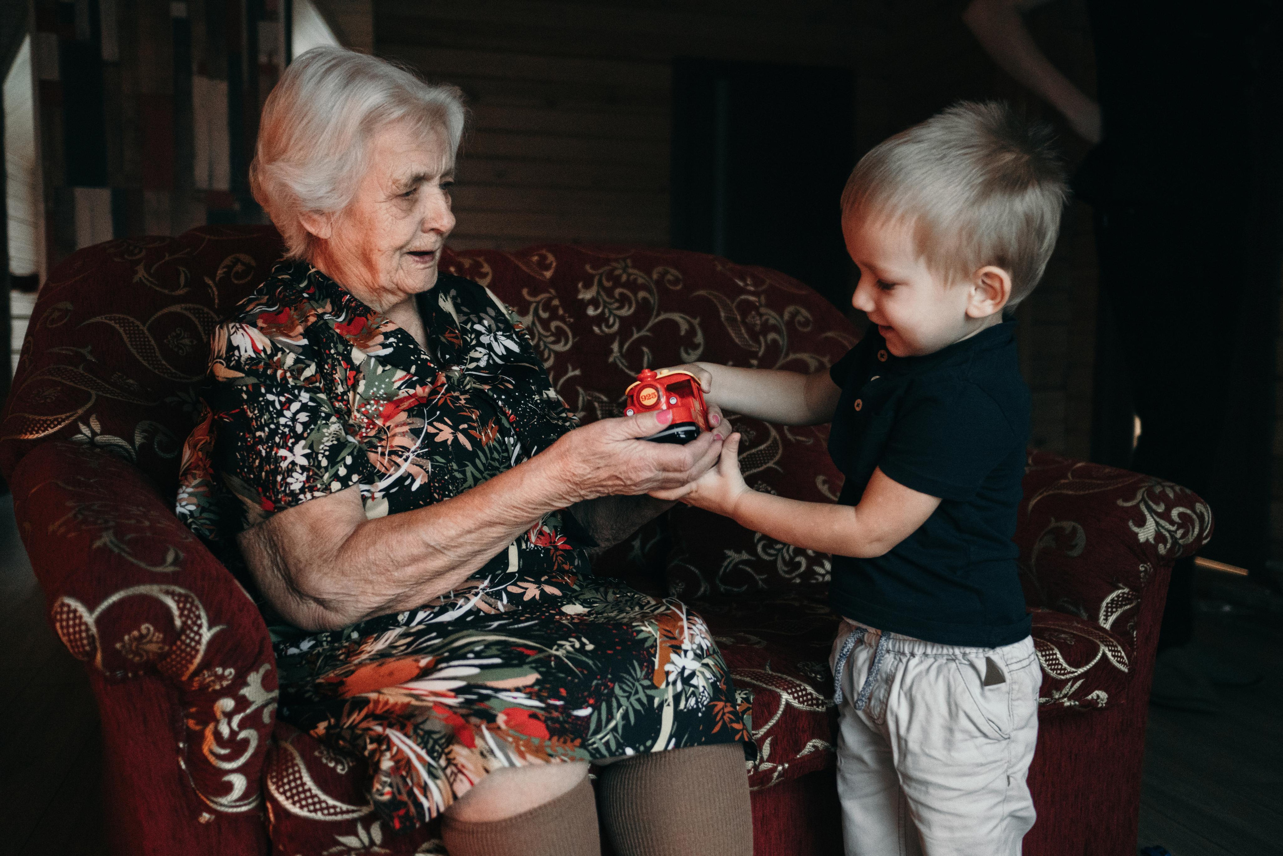 Фотосессия на юбилей бабушки. Семейный и детский фотограф в Санкт-Петербурге Наталья Григорьева