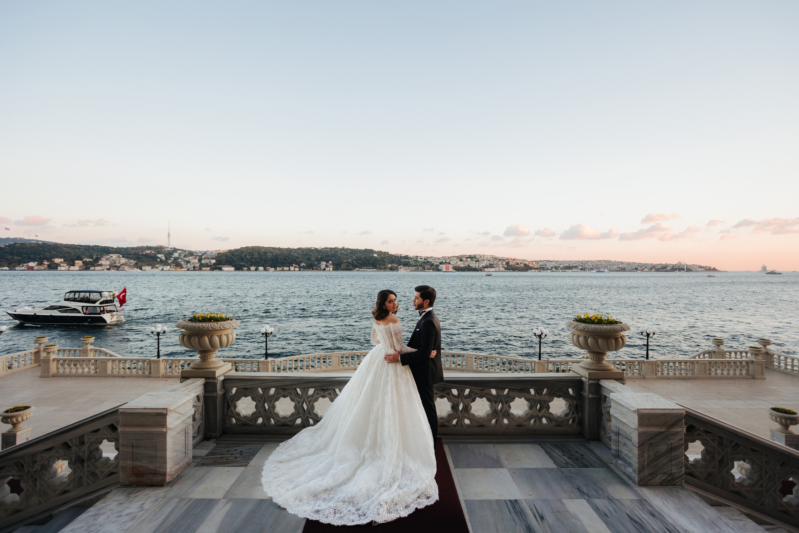 Malika and Azemkhan. Photographer Nikita Starodubtsev Serbia, Montenegro, Georgia, Turkey