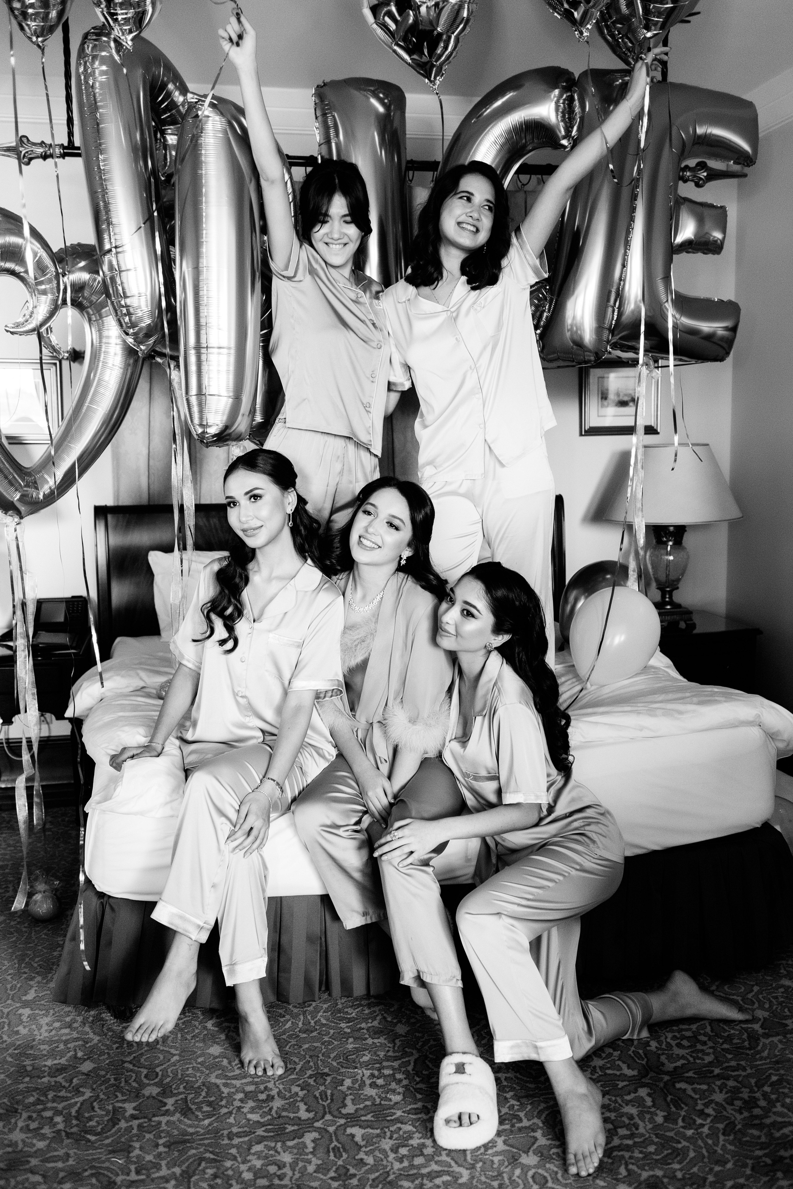 Malika and Azemkhan. Photographer Nikita Starodubtsev Serbia, Montenegro, Georgia, Turkey