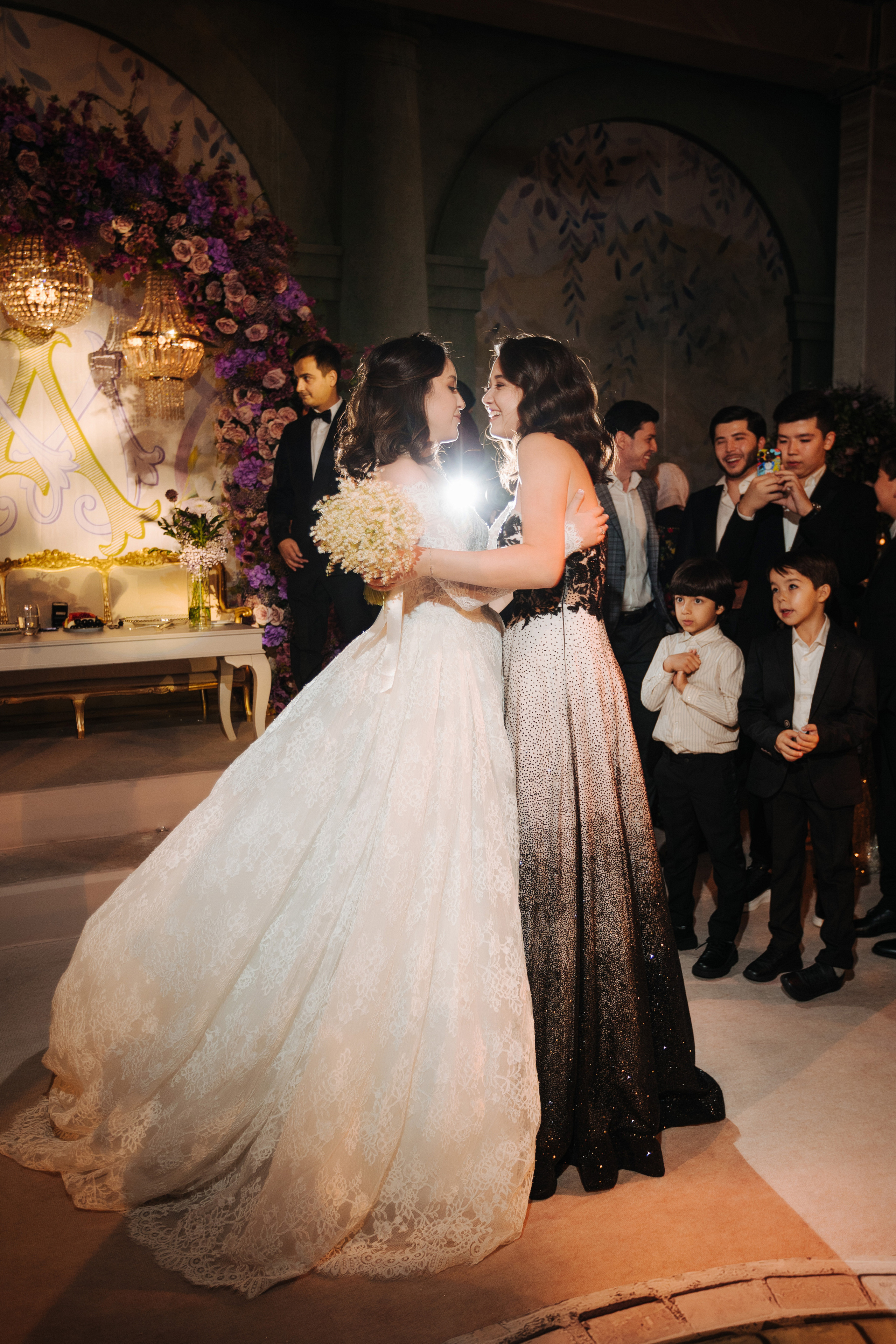 Malika and Azemkhan. Photographer Nikita Starodubtsev Serbia, Montenegro, Georgia, Turkey