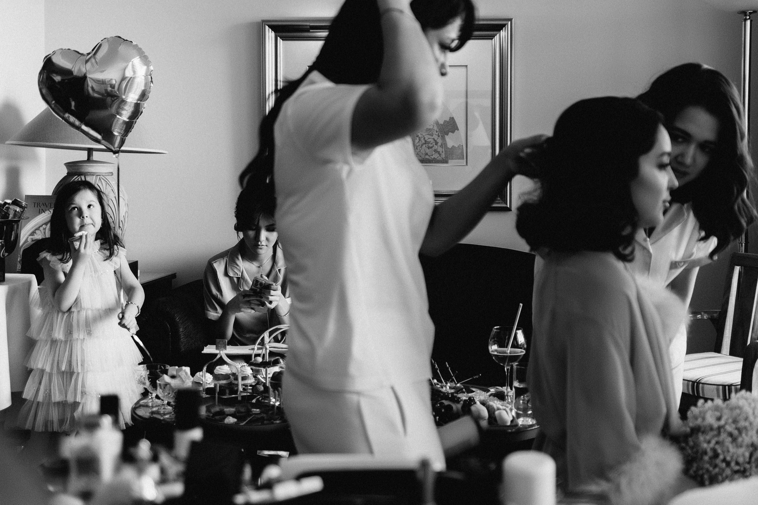 Malika and Azemkhan. Photographer Nikita Starodubtsev Serbia, Montenegro, Georgia, Turkey