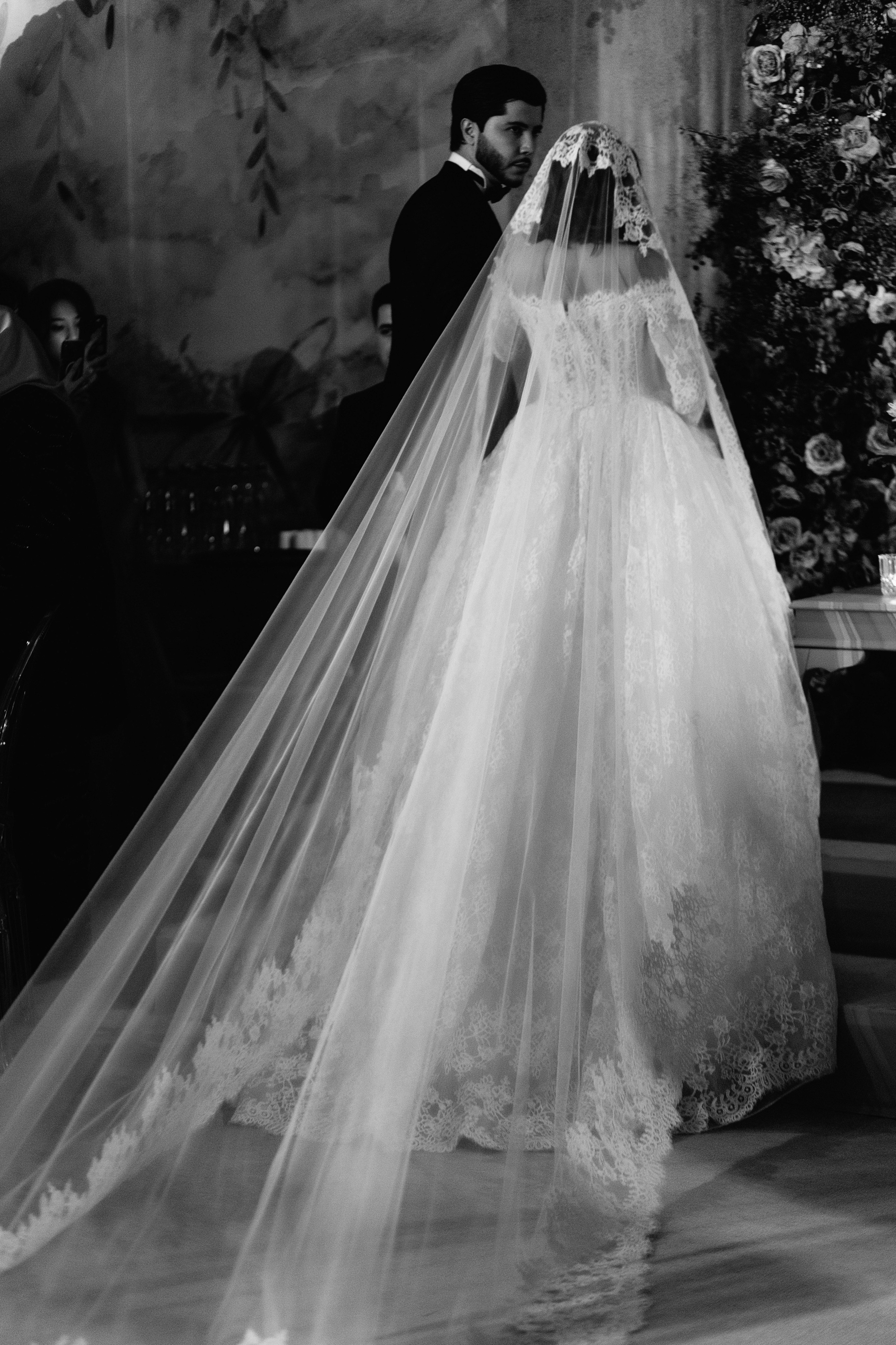 Malika and Azemkhan. Photographer Nikita Starodubtsev Serbia, Montenegro, Georgia, Turkey