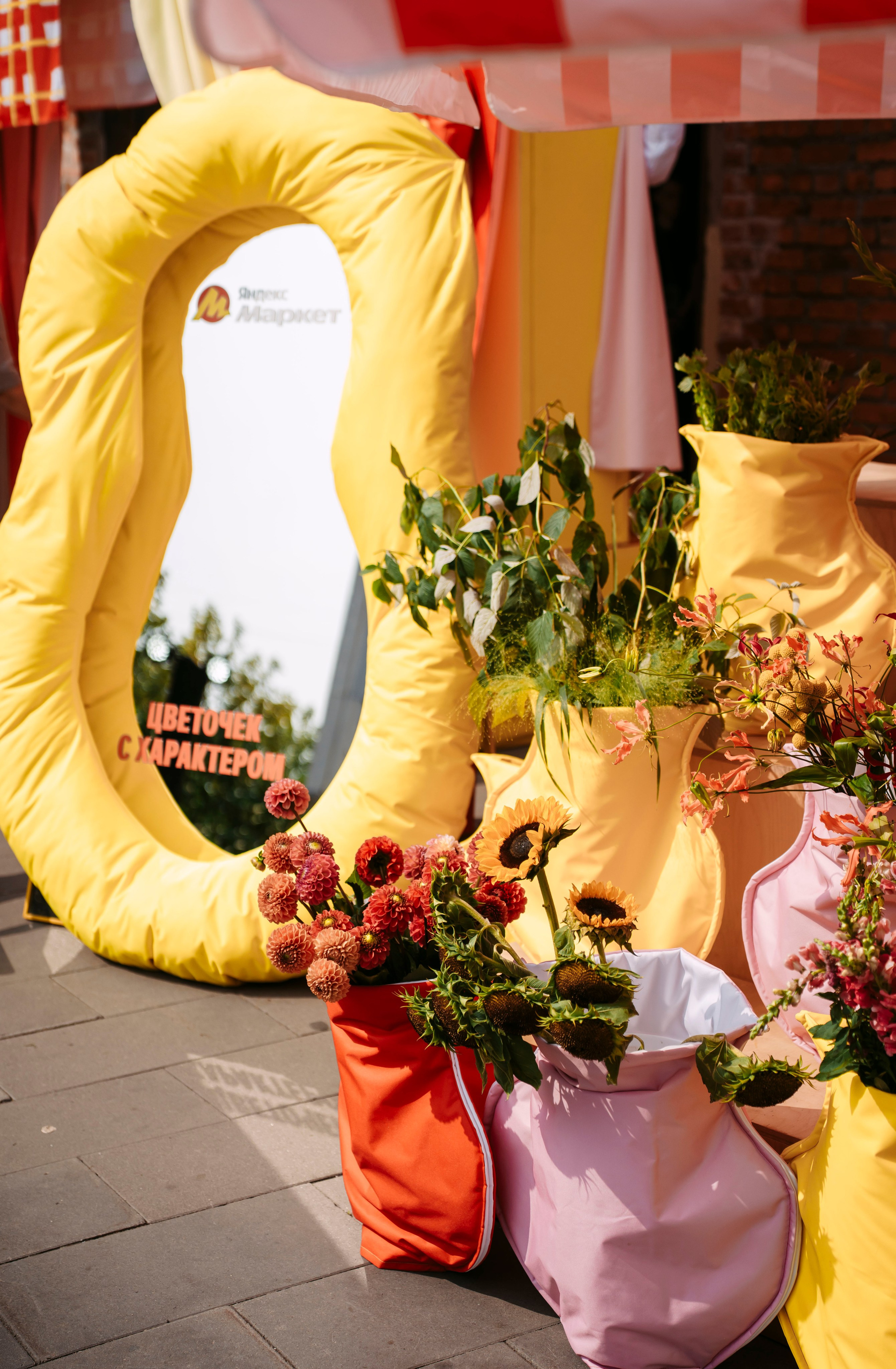 Маркет Маркета. Петербург / 2025. Саша Копылов, фотограф в Казани