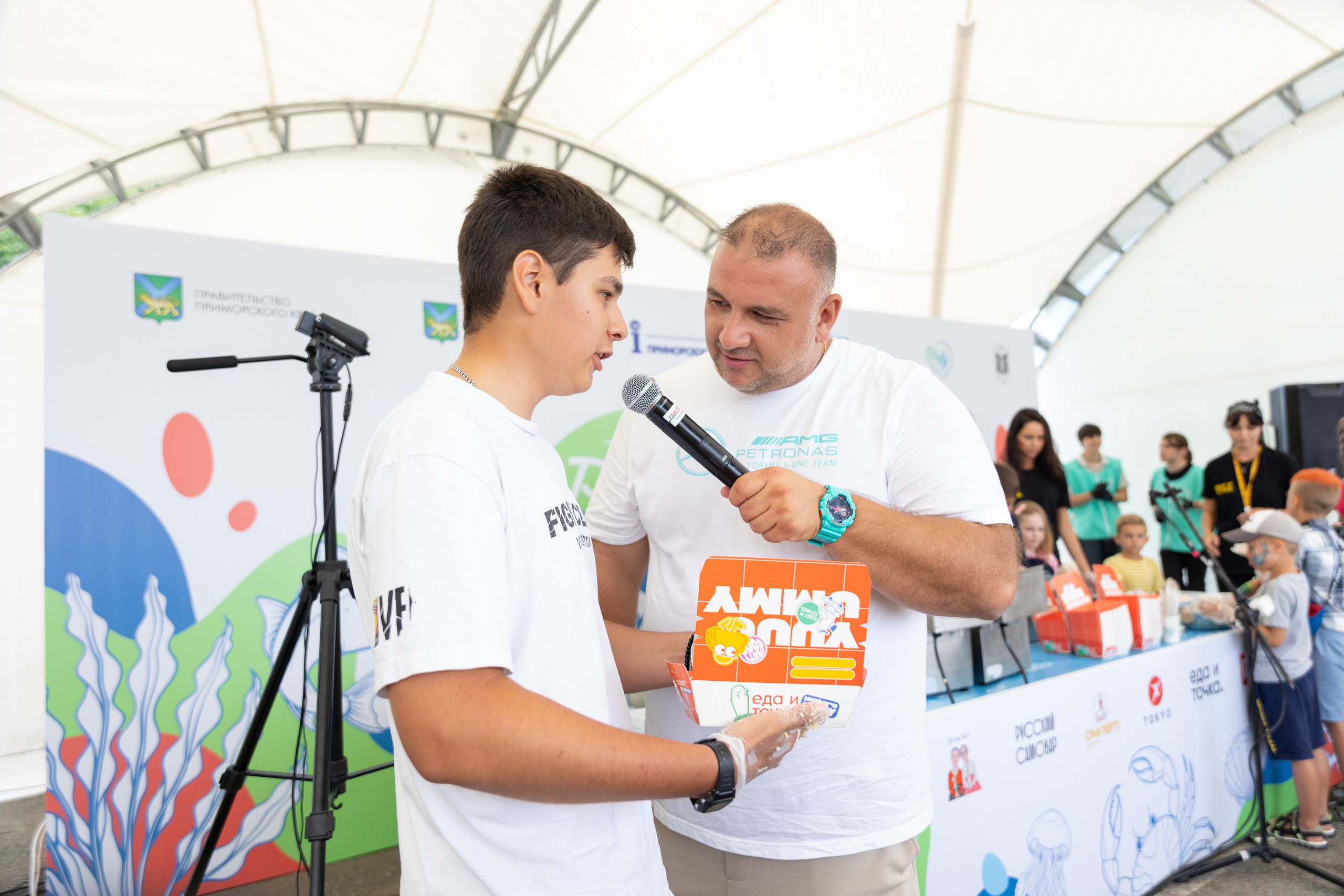 День рыбака. Владивосток 2025. Олег Катакинов| Репортажный фотограф в городе у моря (Владивосток)