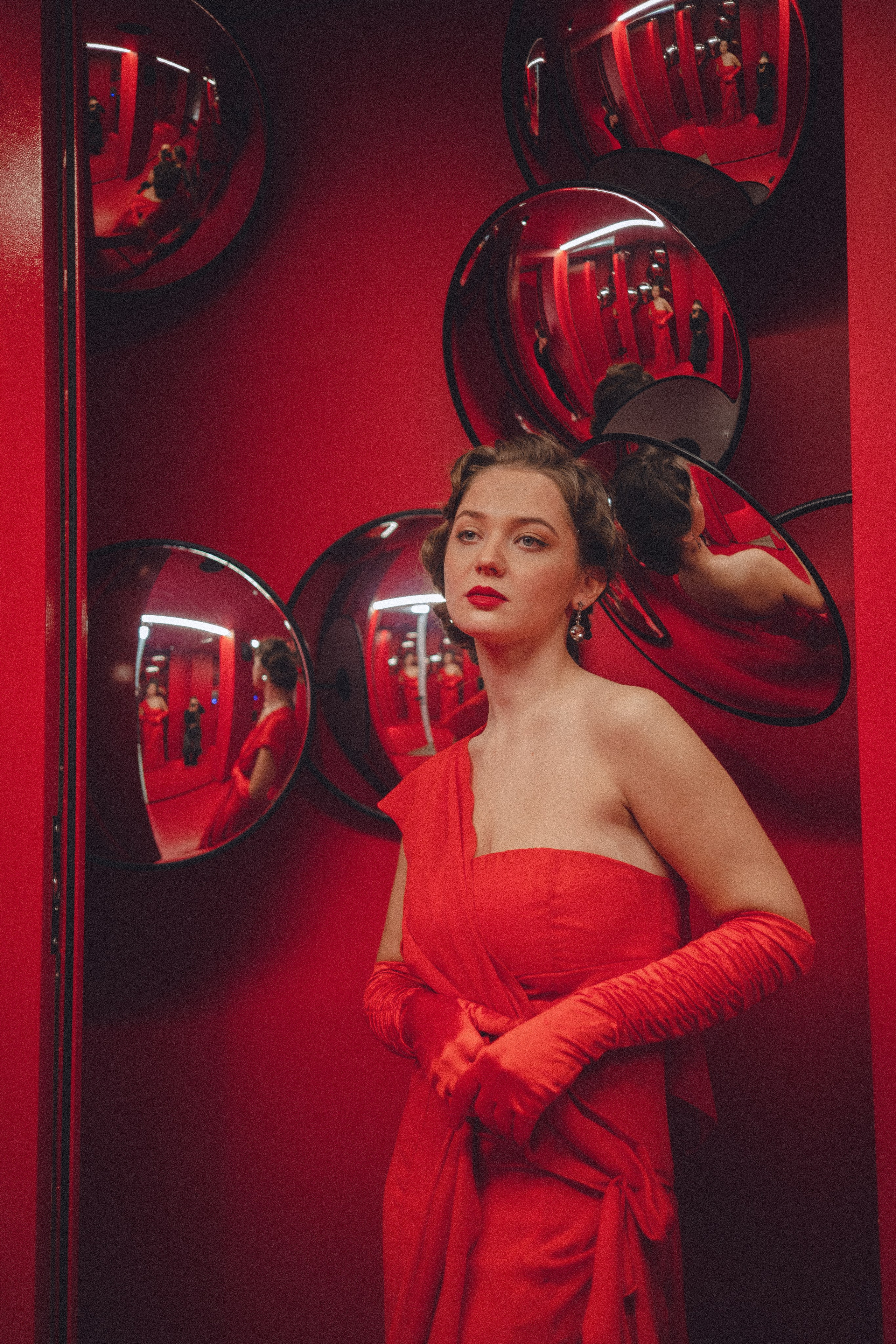 Стильная фотосессия для девушки в Санкт-Петербурге. Фотограф в Санкт-Петербурге Осокина Елизавета