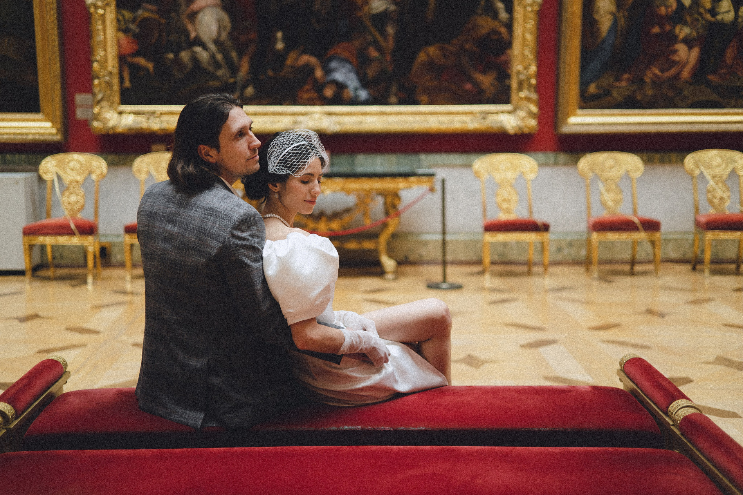 Свадебная съемка в Эрмитаже. Фотограф в Санкт-Петербурге Осокина Елизавета