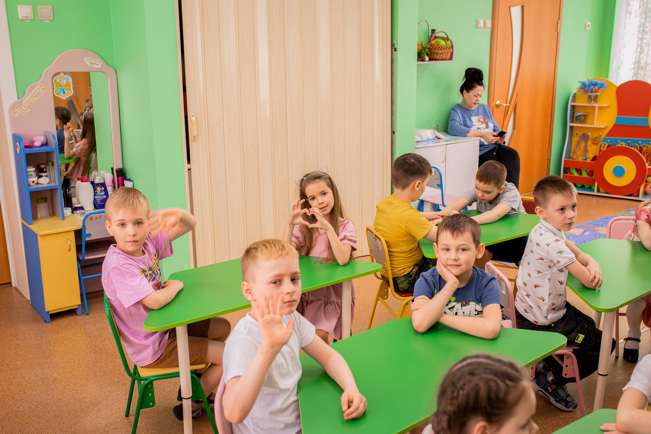 Степа, Даша и Алиса в детском саду. Семейный и детский фотограф город Тында Дарья