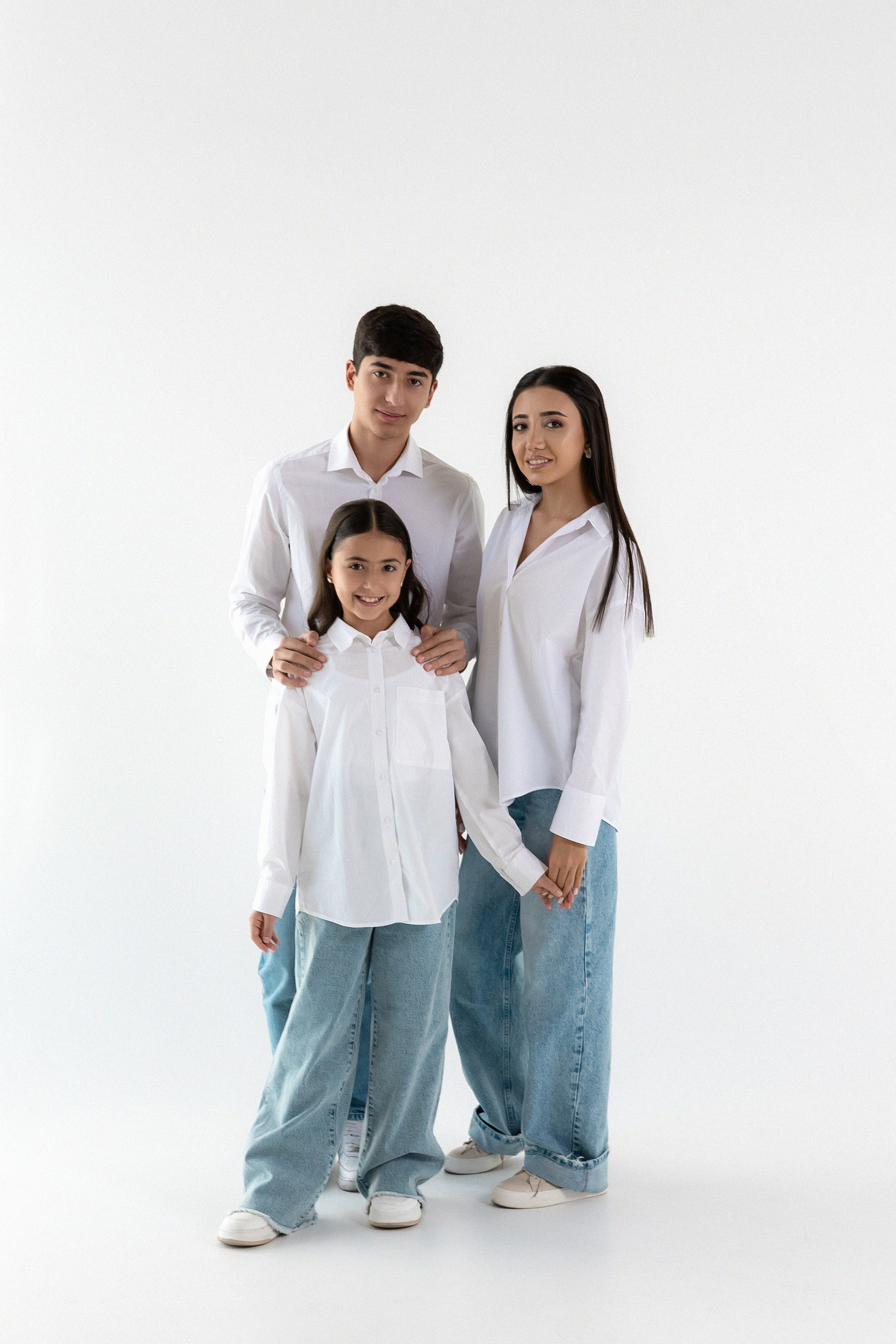 Brother and sisters. Фотограф и ретушер. (Армения/Россия)