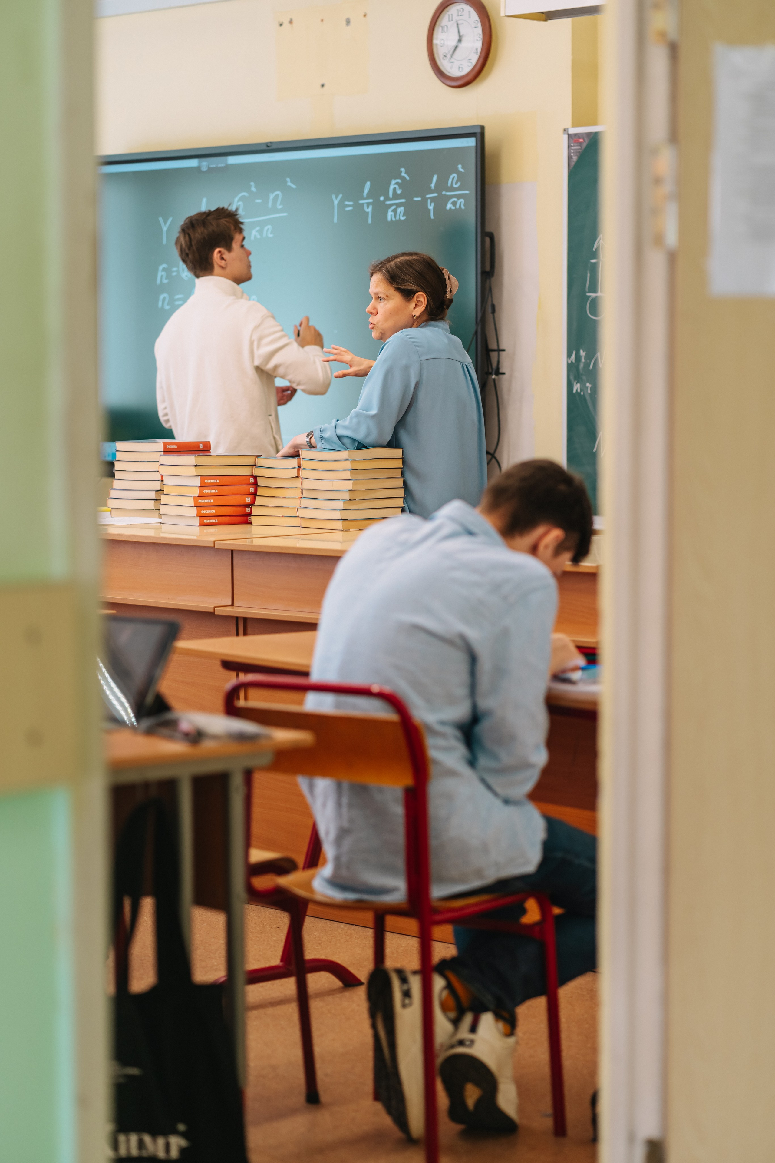 10 класс. Школьные альбомы и альбомы для детского сада. Юлия Осипова. Москва