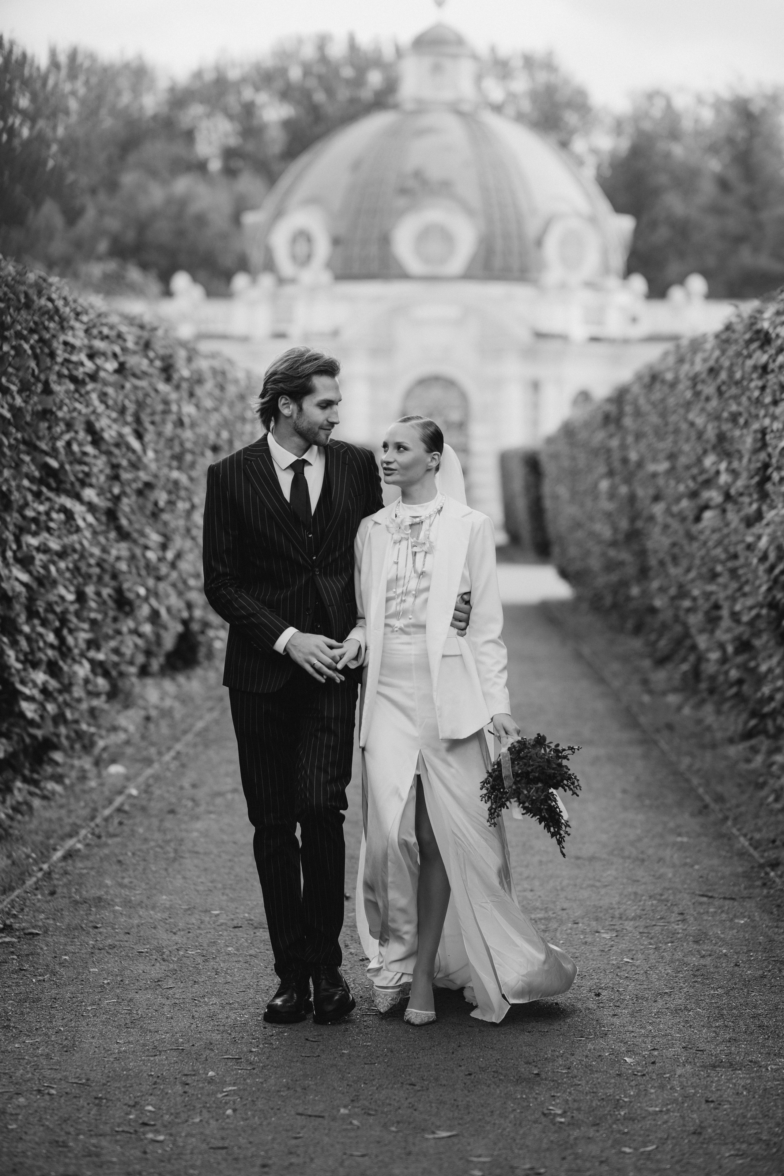 Михаил и Ксения в усадьбе Кусково. Фотограф в Москве Ольга Елоева