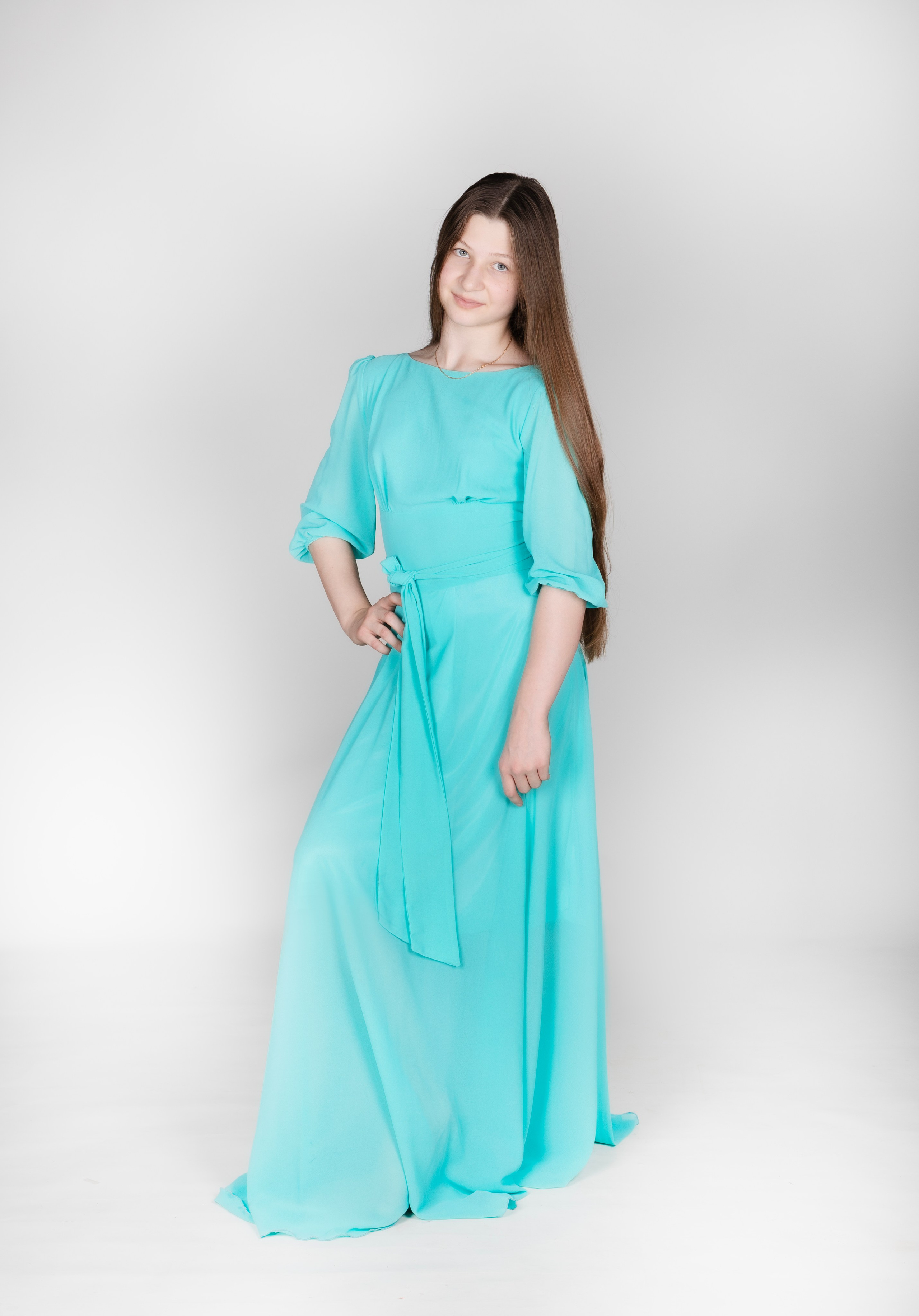 Карнавальные костюмы, вечерние и свадебные платья аренда посуточно, прокат в Жуковском. Фотограф для маркетплейсов, фотоуслуги в Жуковском Татьяна Марсуверских