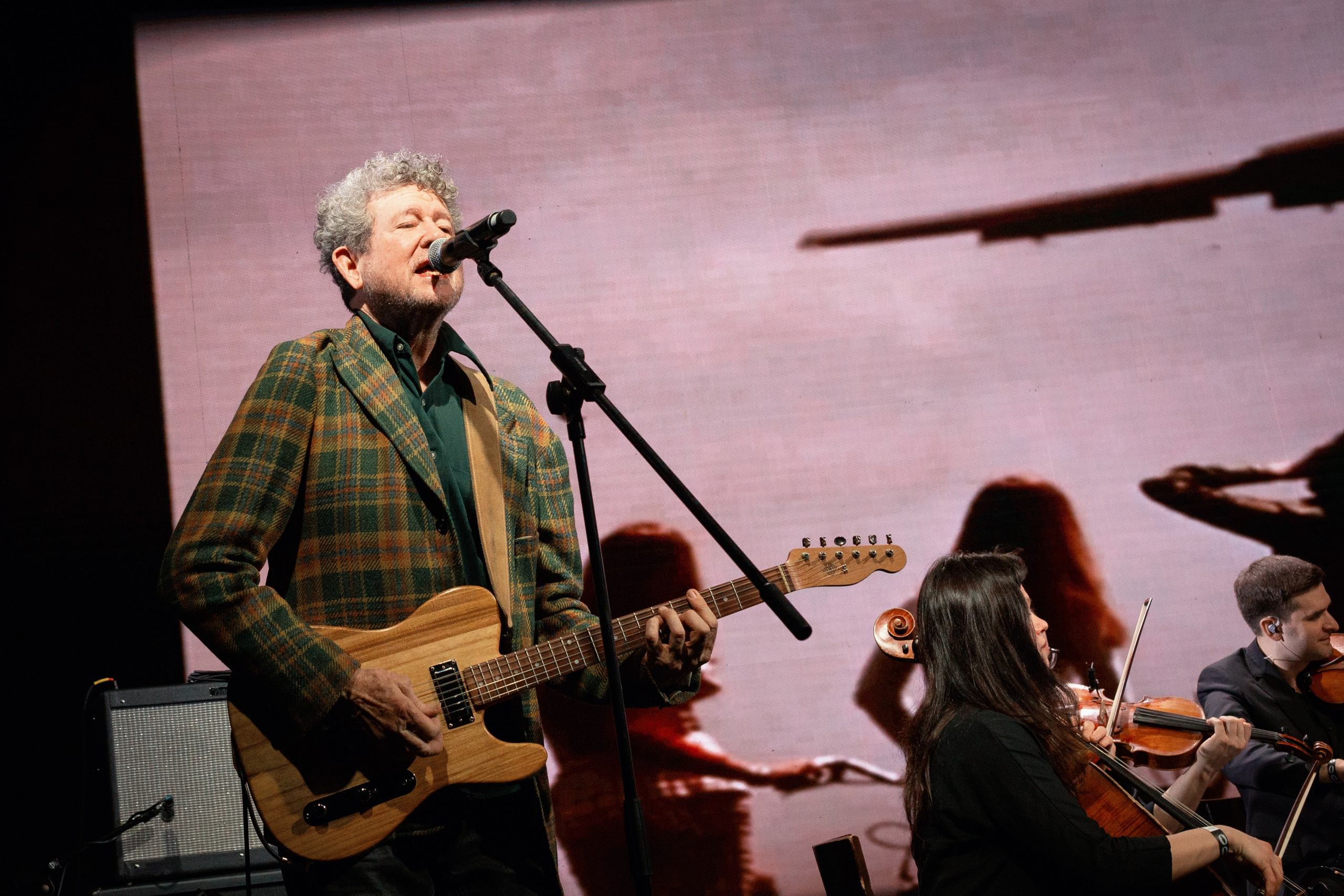 концертный фотограф в Санкт-Петербурге, фоторепортаж с концерта группы Brazzaville в клубе Аврора (Aurora Concert Hall) март 2026