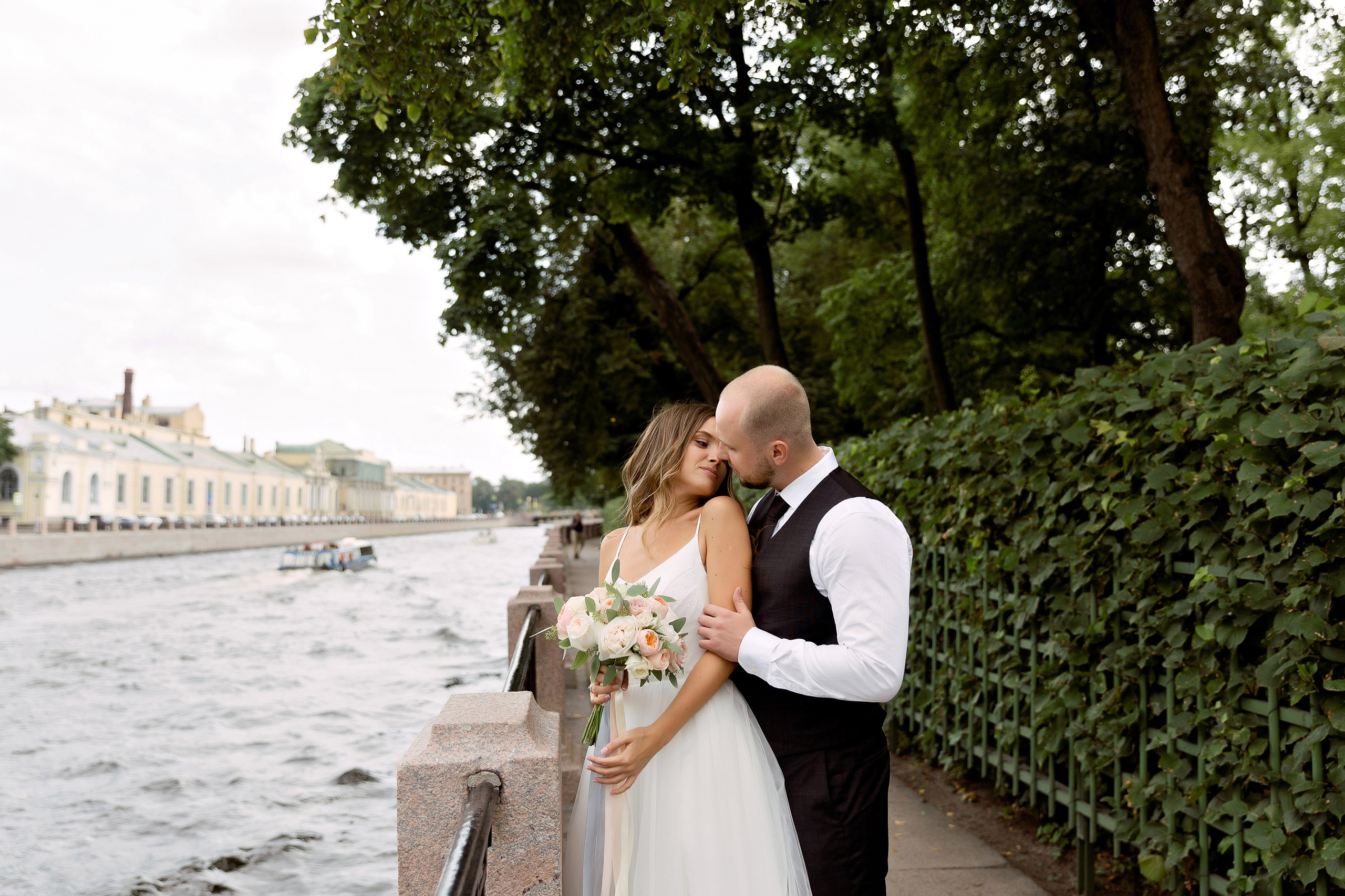 Свадьбы и Love Story. Свадебный фотограф в Санкт-Петербурге Павел Резниченко