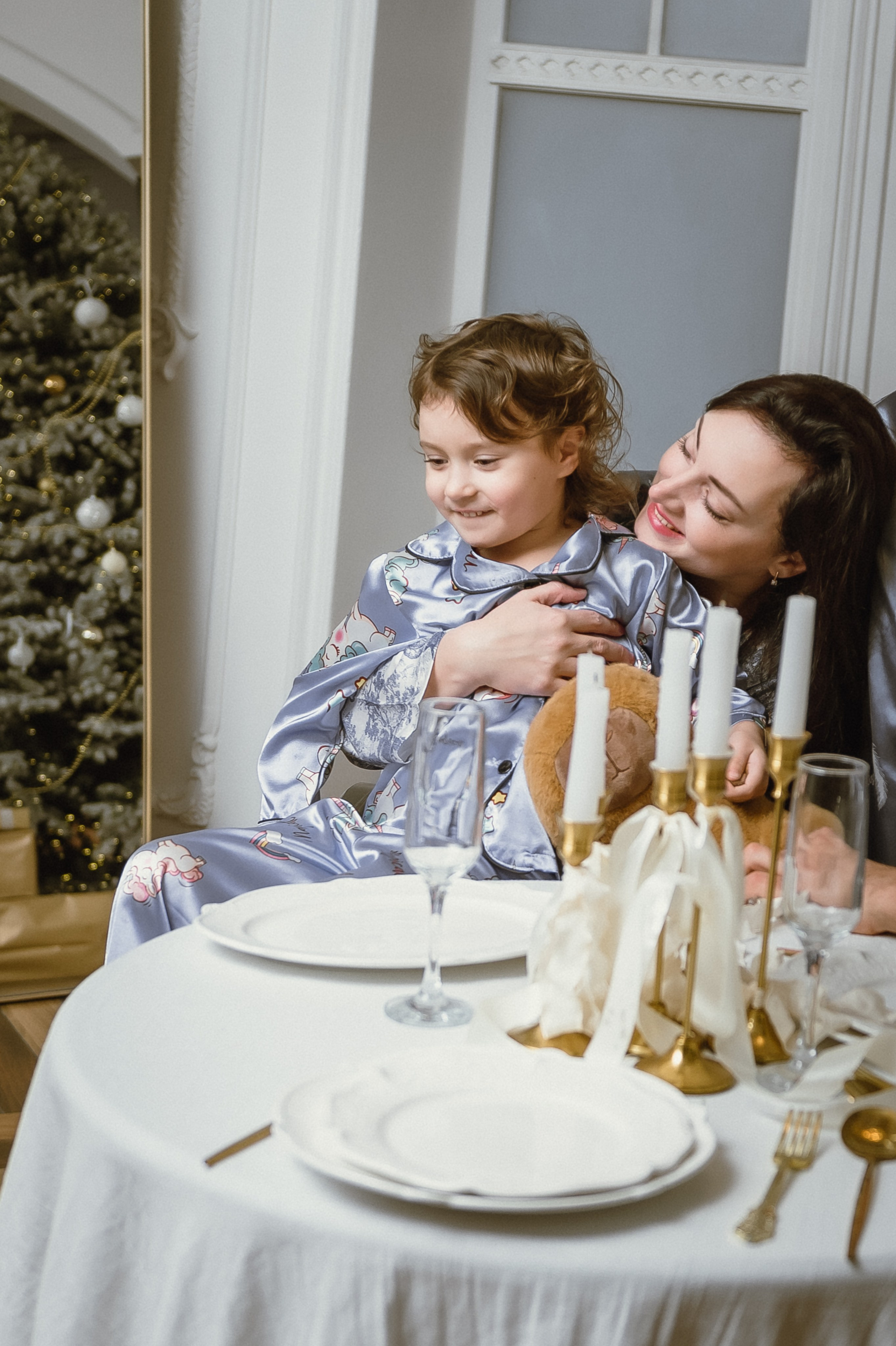 Семейная новогодняя 4 человека. КОНТЕНТ | БРЕНД фотограф Санкт-Петербург — Жанна Олтаржевская