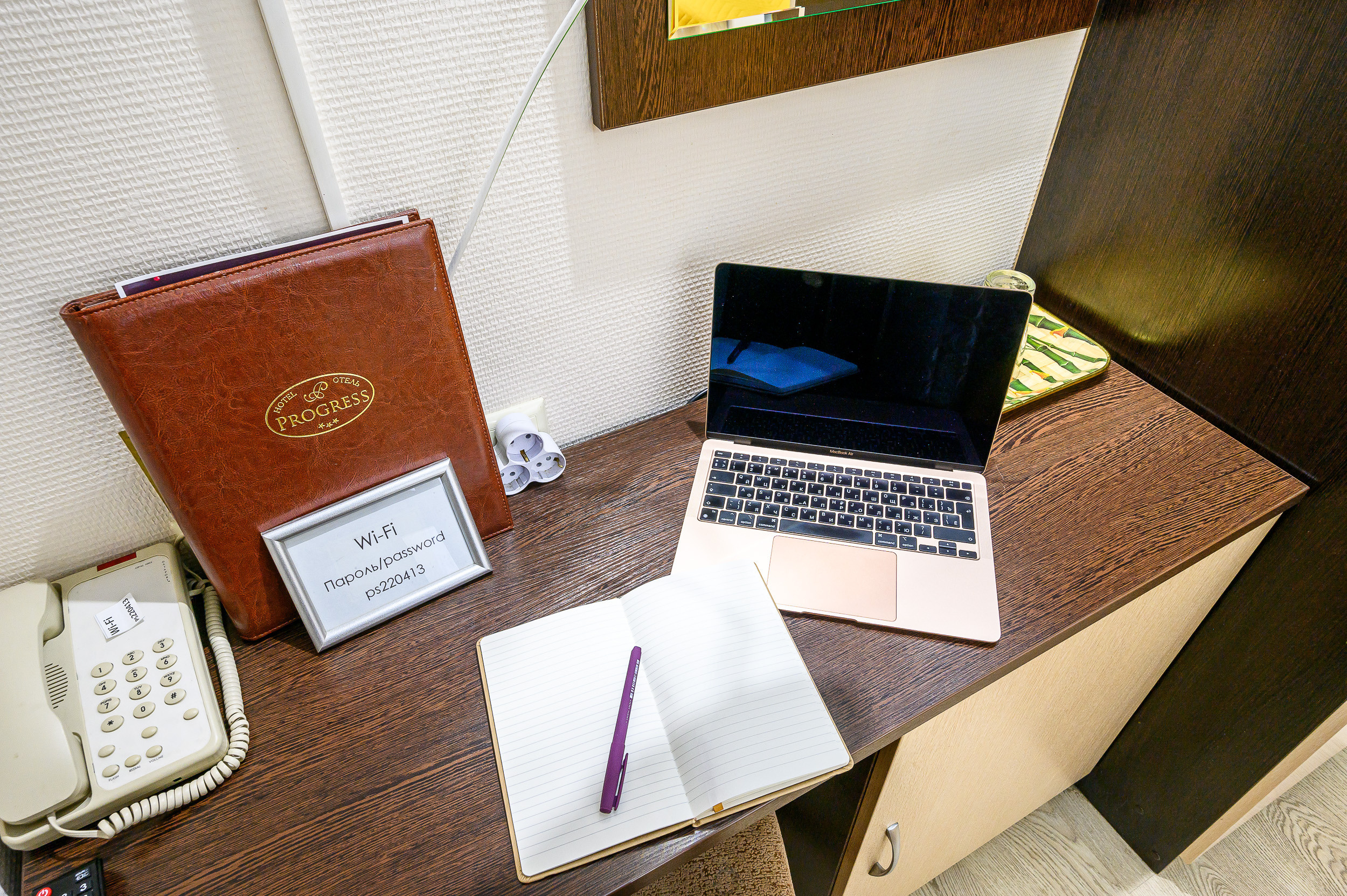 Отель Прогресс. Интерьерный фотограф. Фото- видеосъемка недвижимости Санкт-Петербург