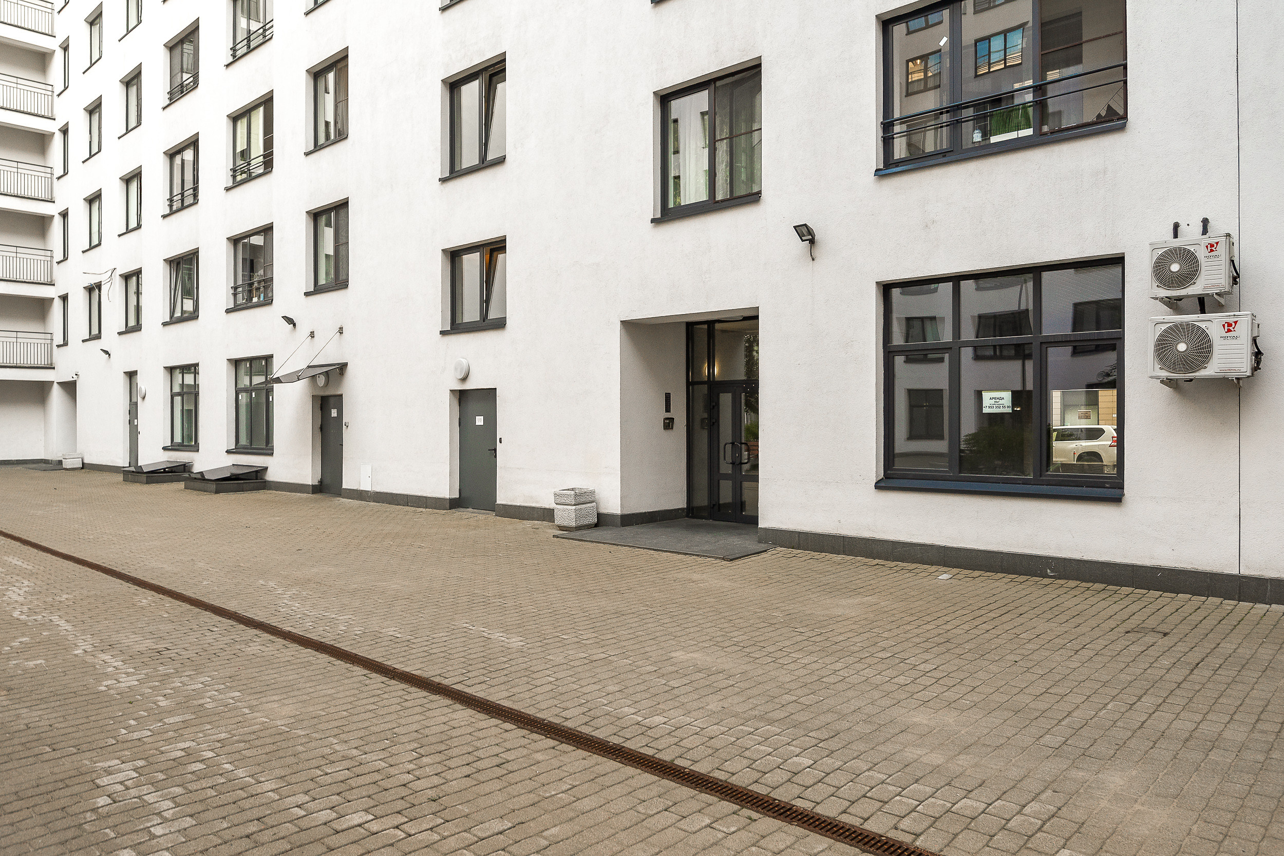 Квартира на продажу. Интерьерный фотограф. Фото- видеосъемка недвижимости Санкт-Петербург