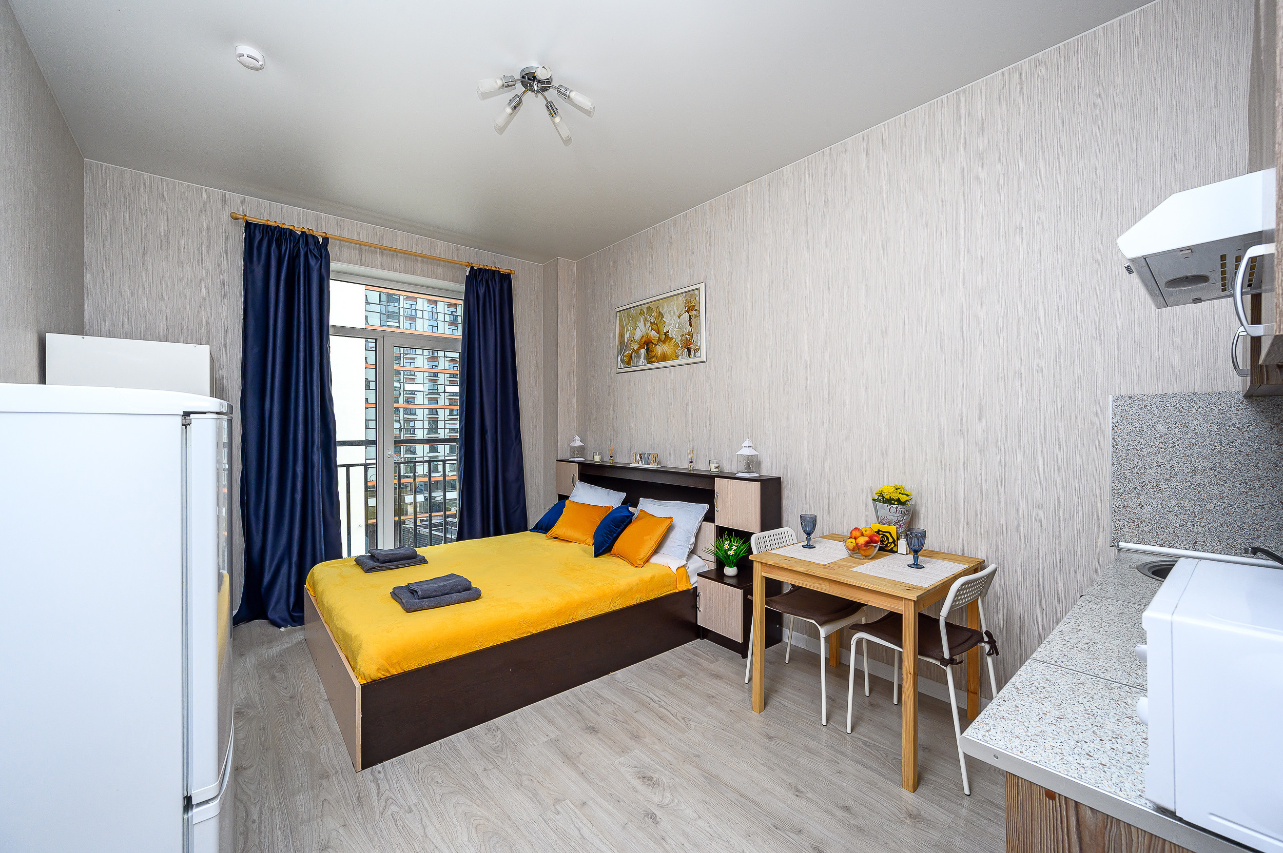 Маленькая студия под аренду. Интерьерный фотограф. Фото- видеосъемка недвижимости Санкт-Петербург