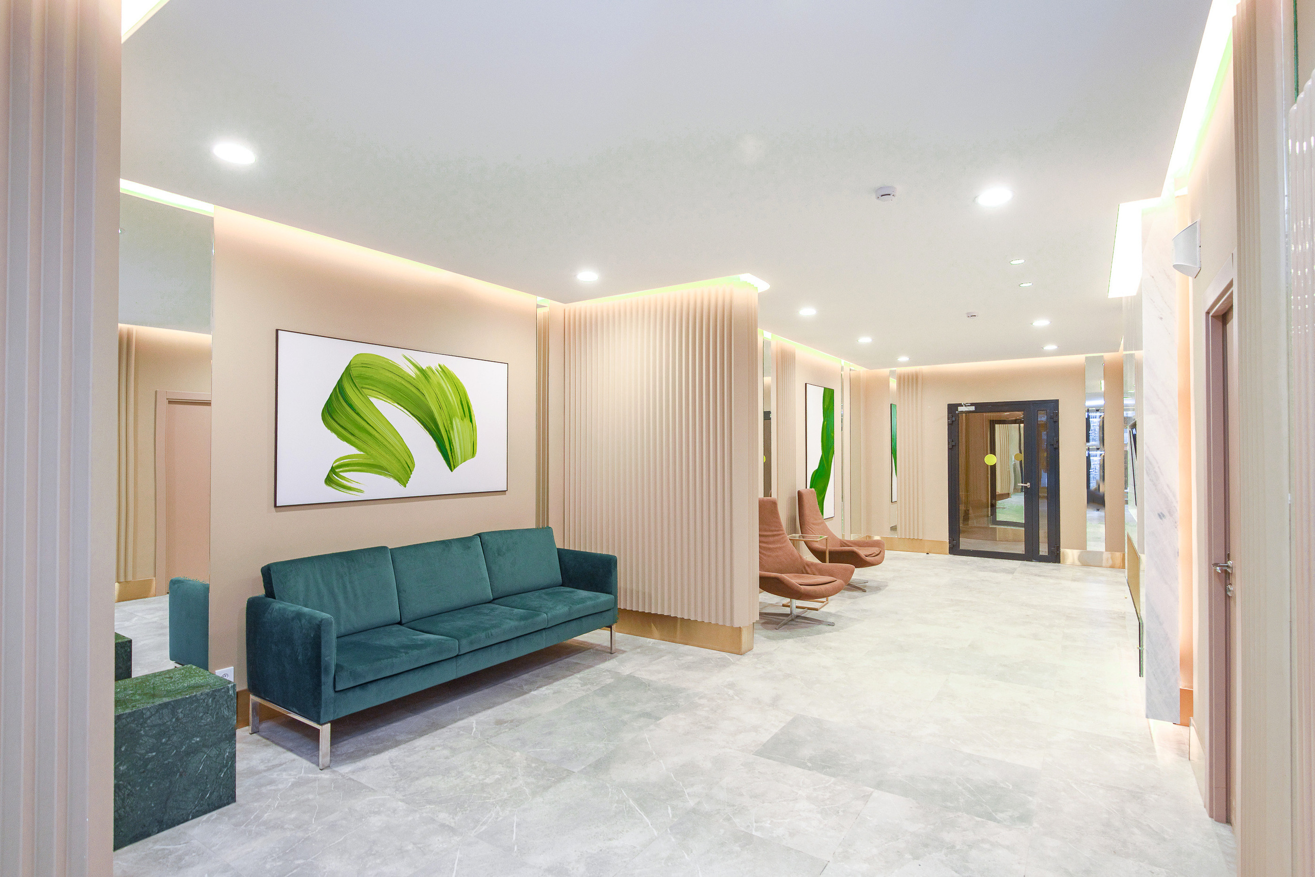 Квартира на продажу. Интерьерный фотограф. Фото- видеосъемка недвижимости Санкт-Петербург