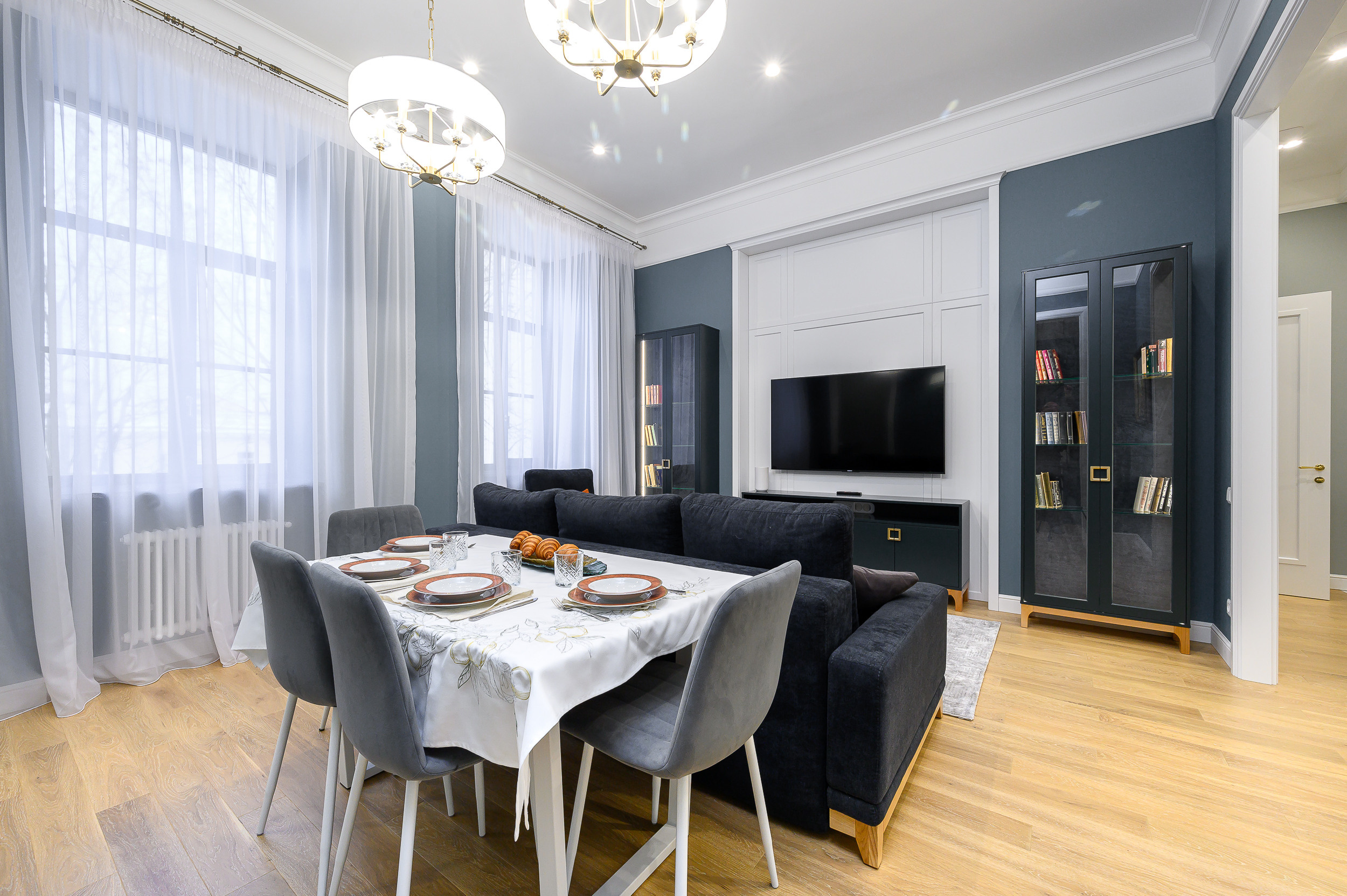 Квартира на продажу на Васильевском острове. Интерьерный фотограф. Фото- видеосъемка недвижимости Санкт-Петербург