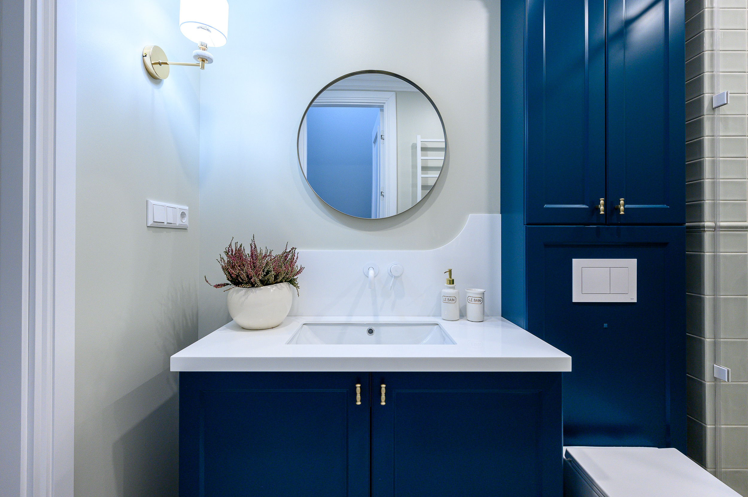 Квартира на продажу на Васильевском острове. Интерьерный фотограф. Фото- видеосъемка недвижимости Санкт-Петербург