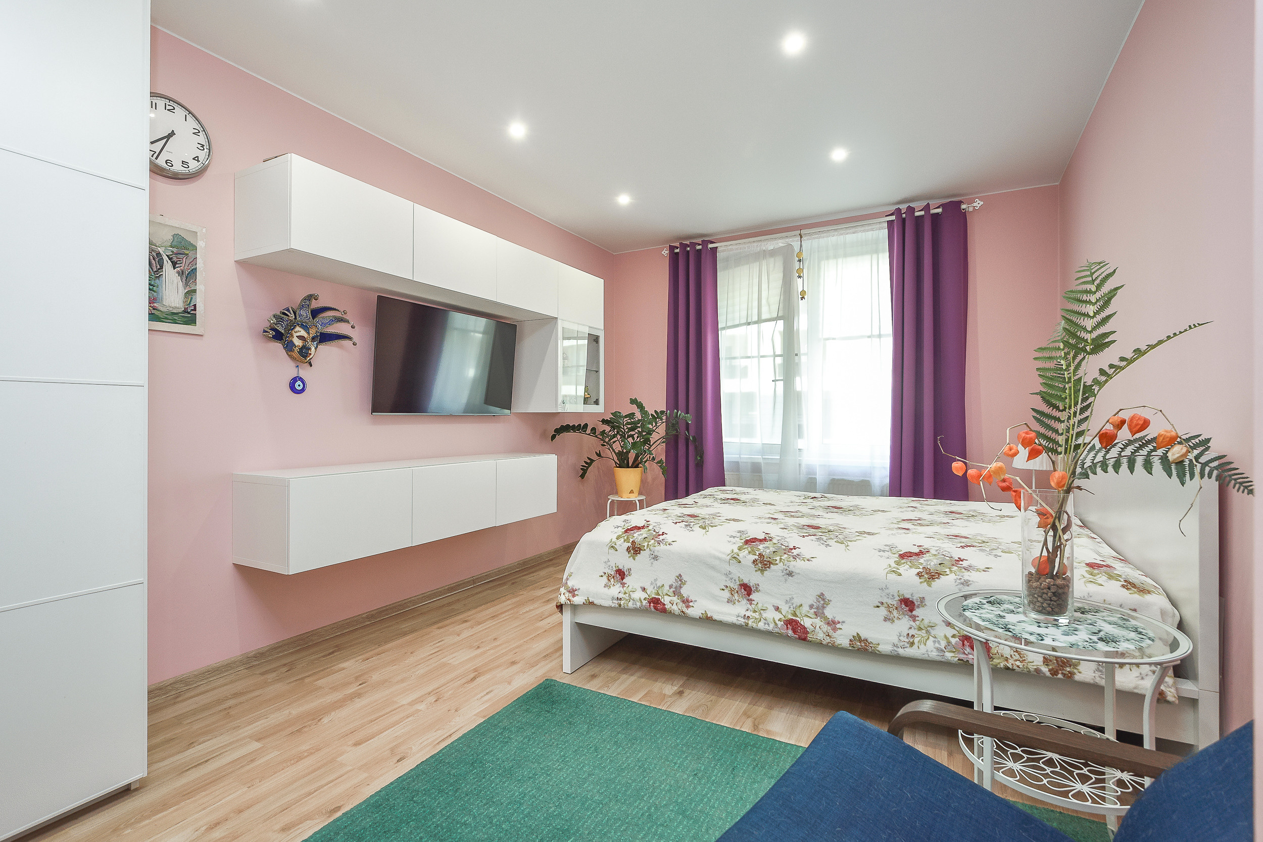 Квартира на продажу. Интерьерный фотограф. Фото- видеосъемка недвижимости Санкт-Петербург