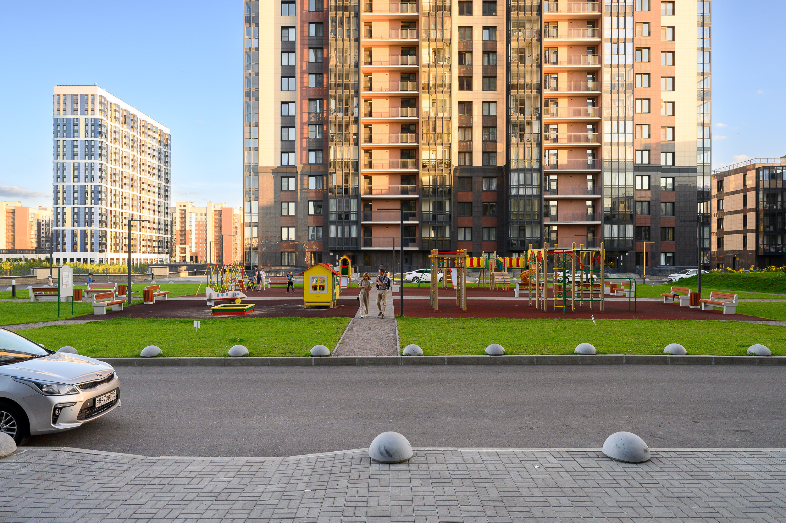 Простая квартира на продажу. Интерьерный фотограф. Фото- видеосъемка недвижимости Санкт-Петербург