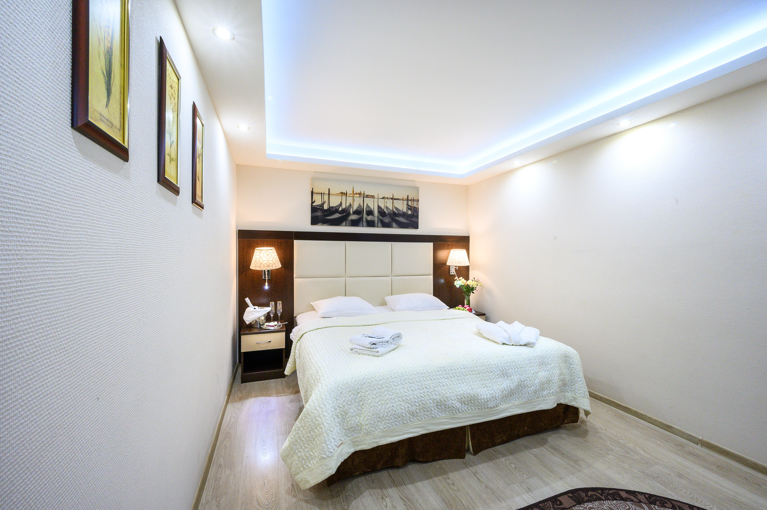 Отель Прогресс. Интерьерный фотограф. Фото- видеосъемка недвижимости Санкт-Петербург