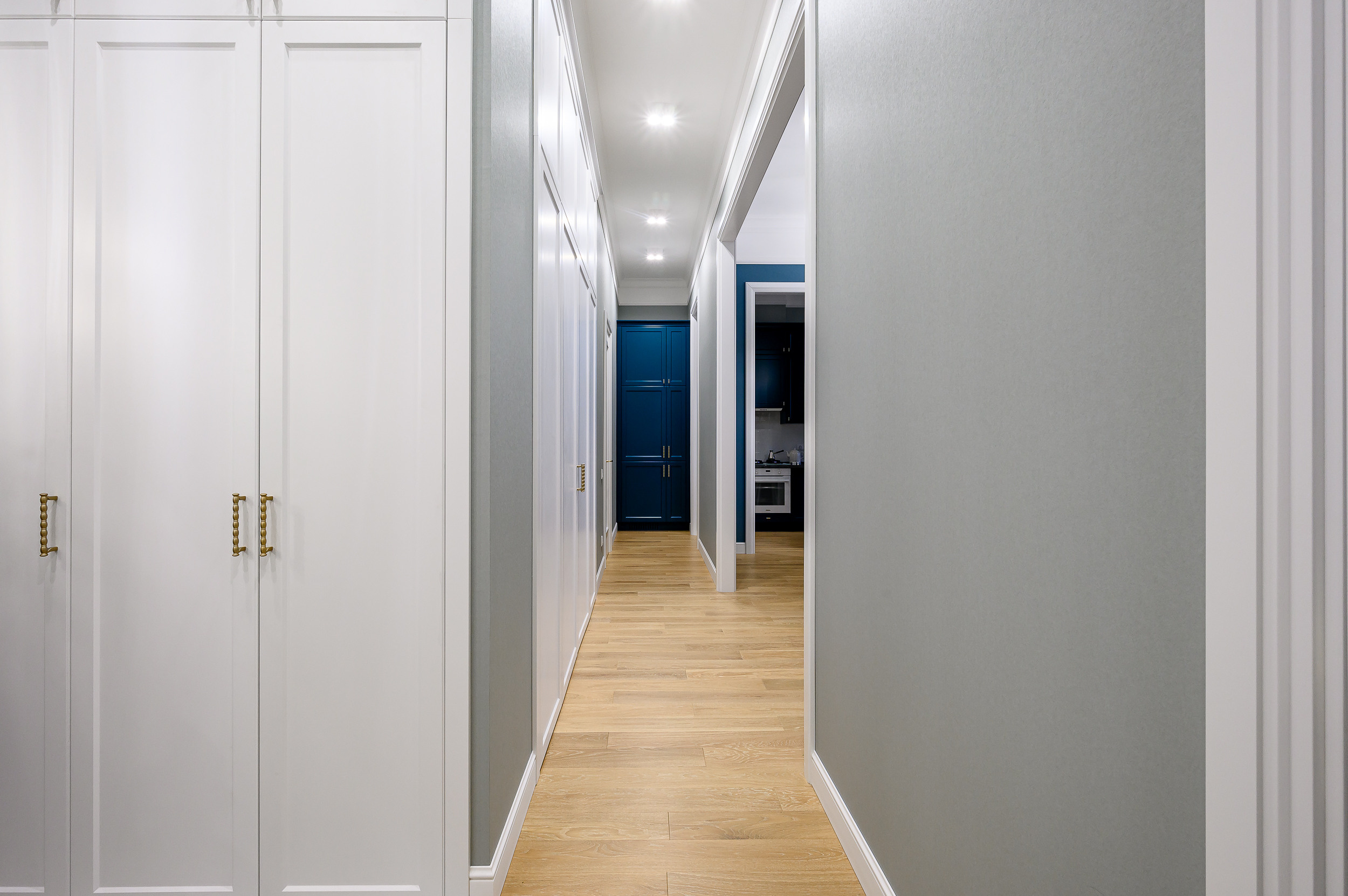 Квартира на продажу на Васильевском острове. Интерьерный фотограф. Фото- видеосъемка недвижимости Санкт-Петербург