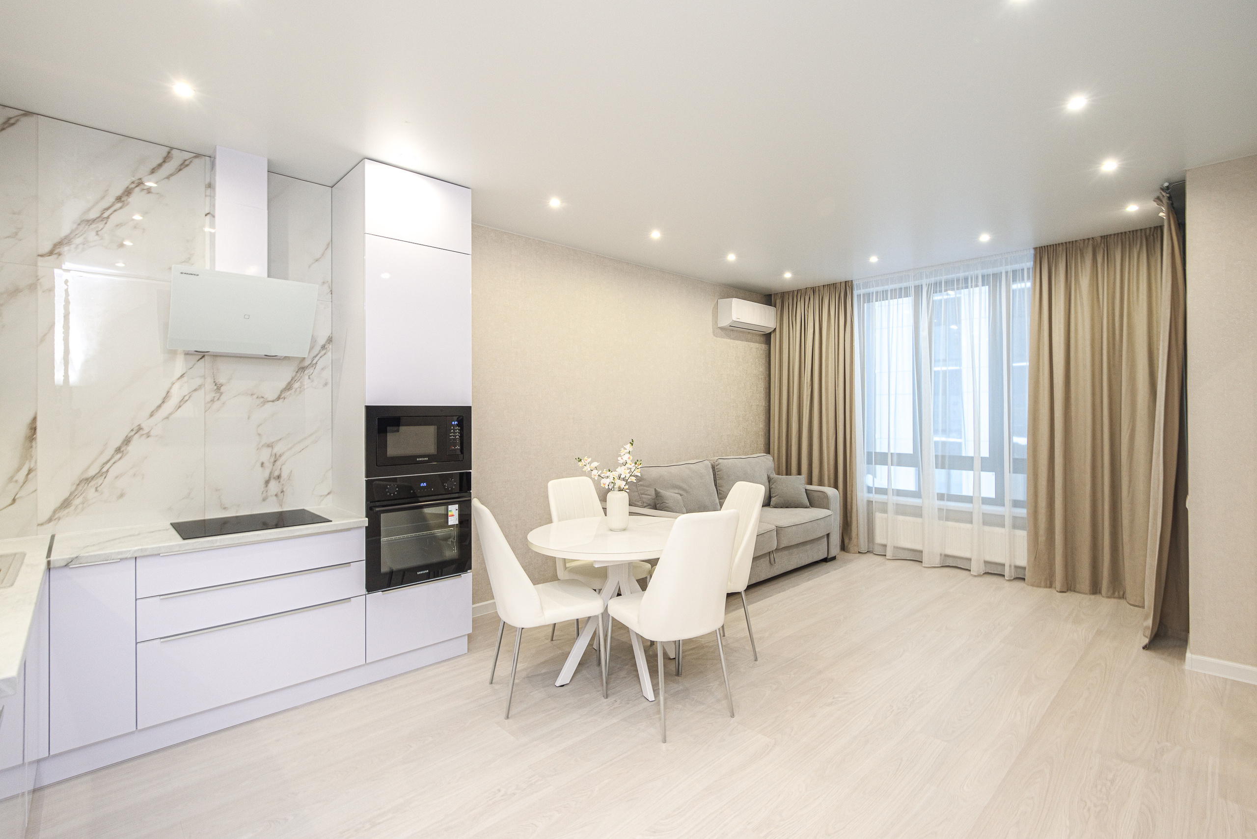 Квартира на продажу. Интерьерный фотограф. Фото- видеосъемка недвижимости Санкт-Петербург