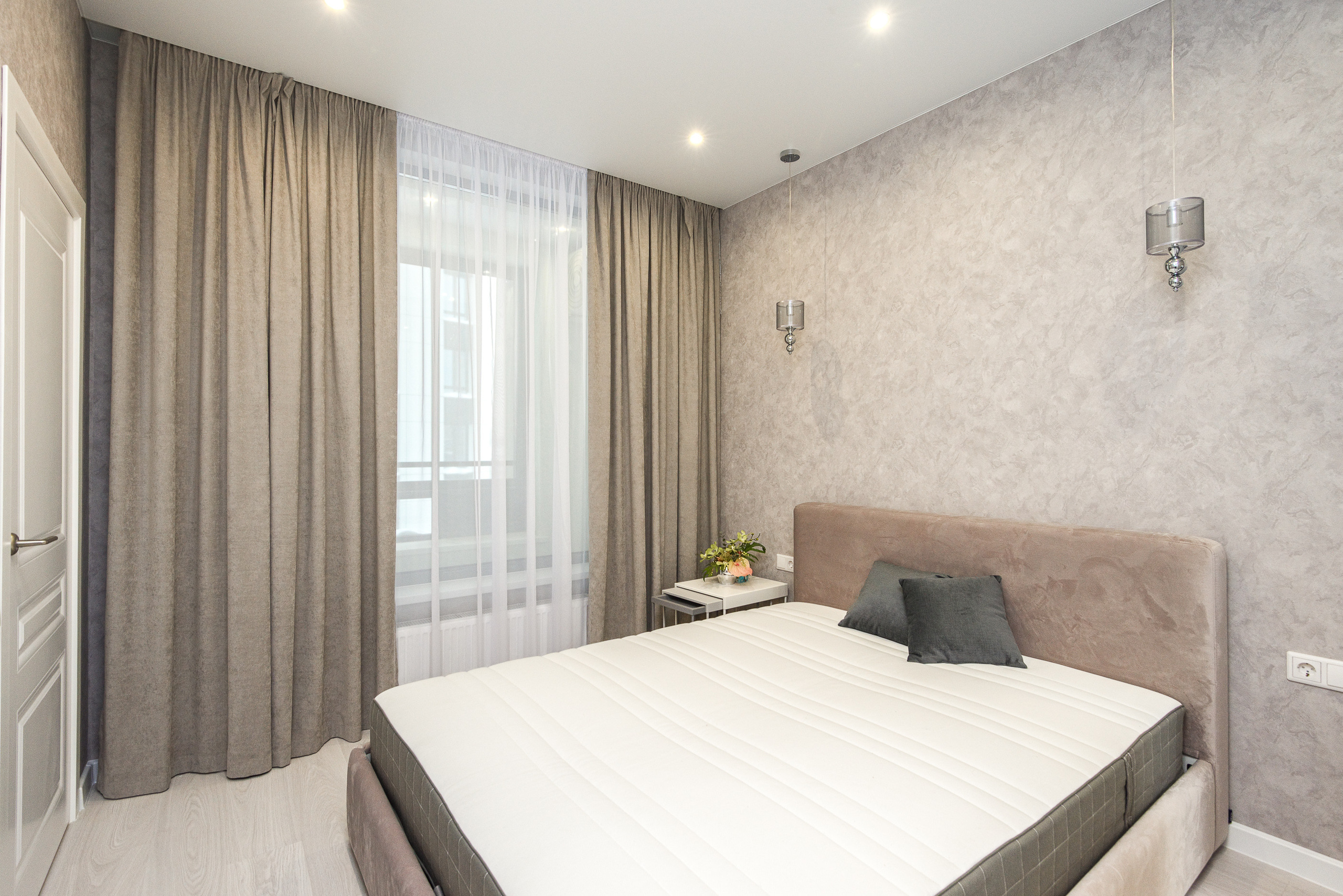 Квартира на продажу. Интерьерный фотограф. Фото- видеосъемка недвижимости Санкт-Петербург