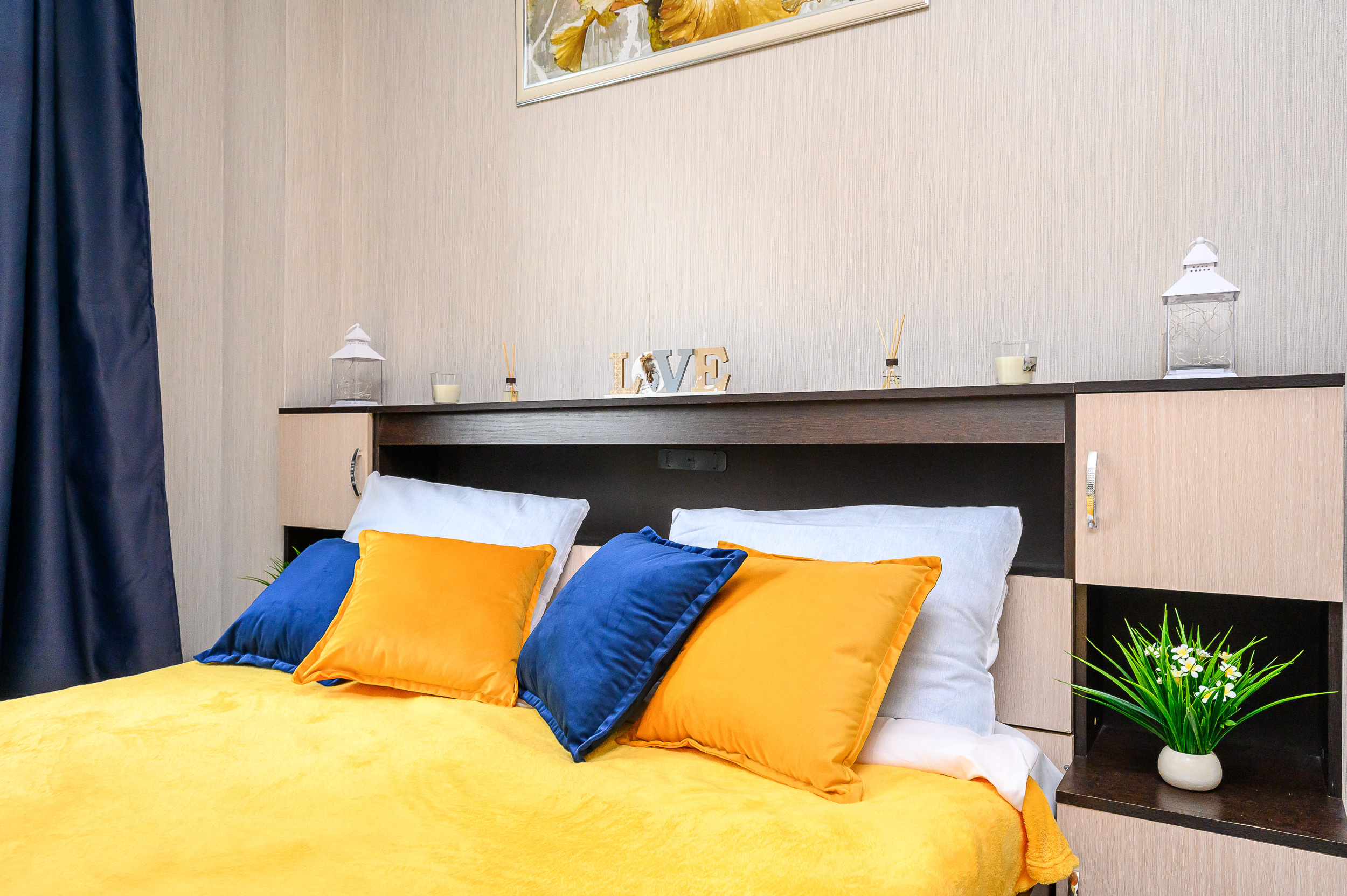 Маленькая студия под аренду. Интерьерный фотограф. Фото- видеосъемка недвижимости Санкт-Петербург