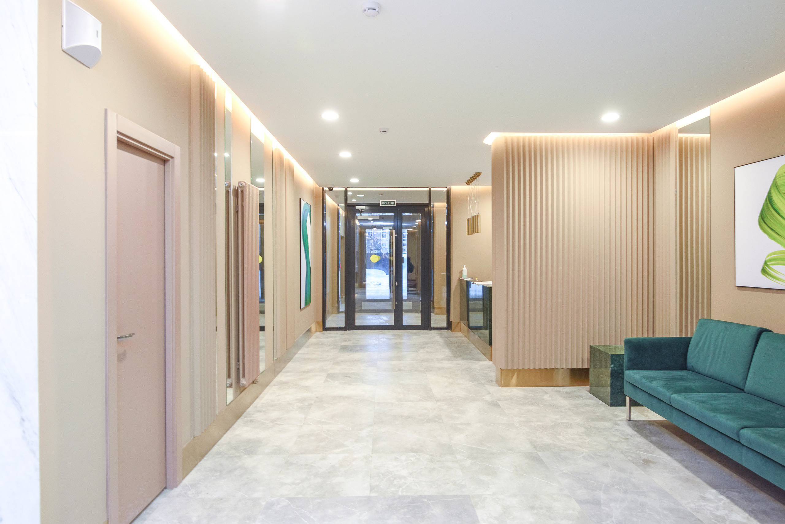 Квартира на продажу. Интерьерный фотограф. Фото- видеосъемка недвижимости Санкт-Петербург