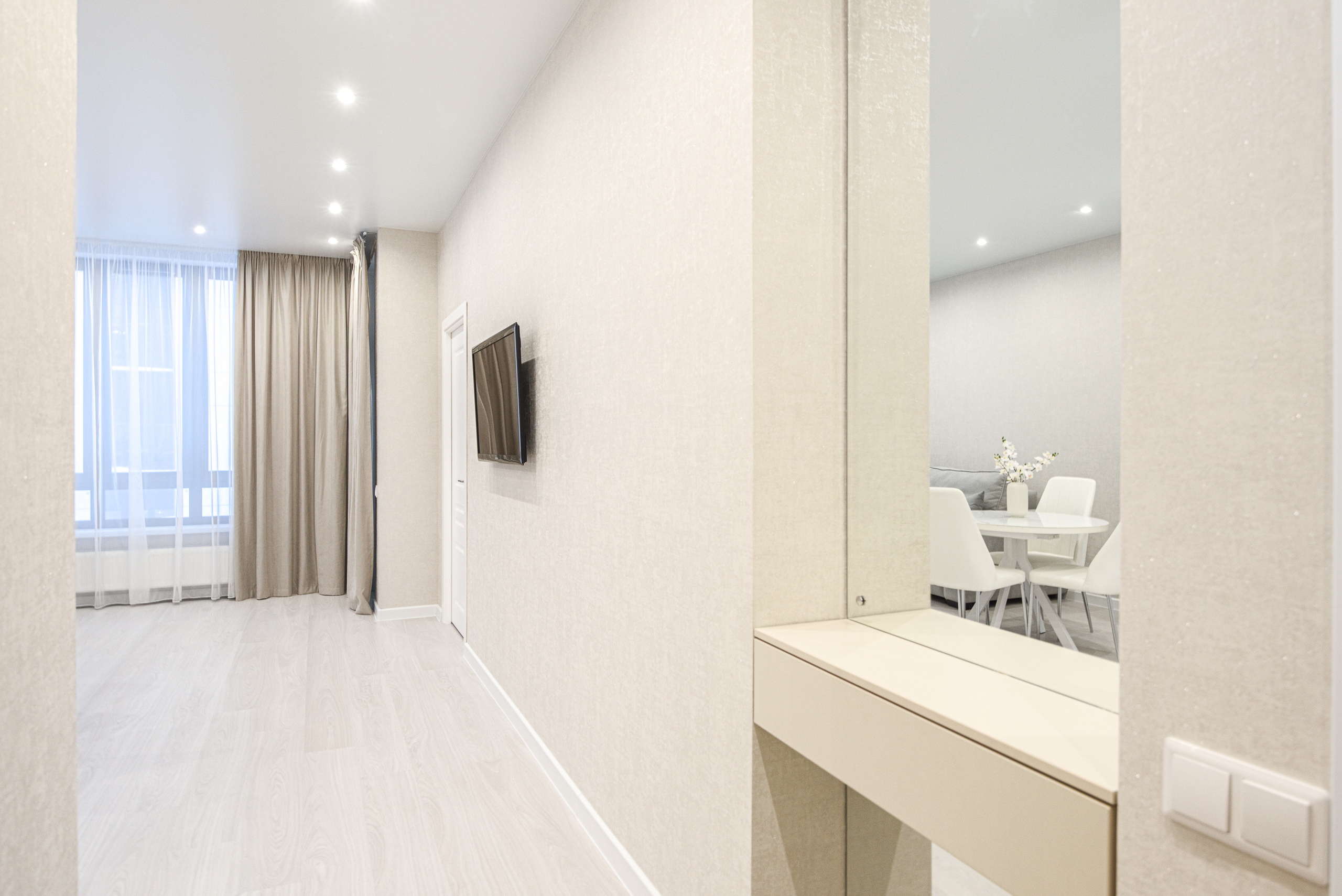 Квартира на продажу. Интерьерный фотограф. Фото- видеосъемка недвижимости Санкт-Петербург