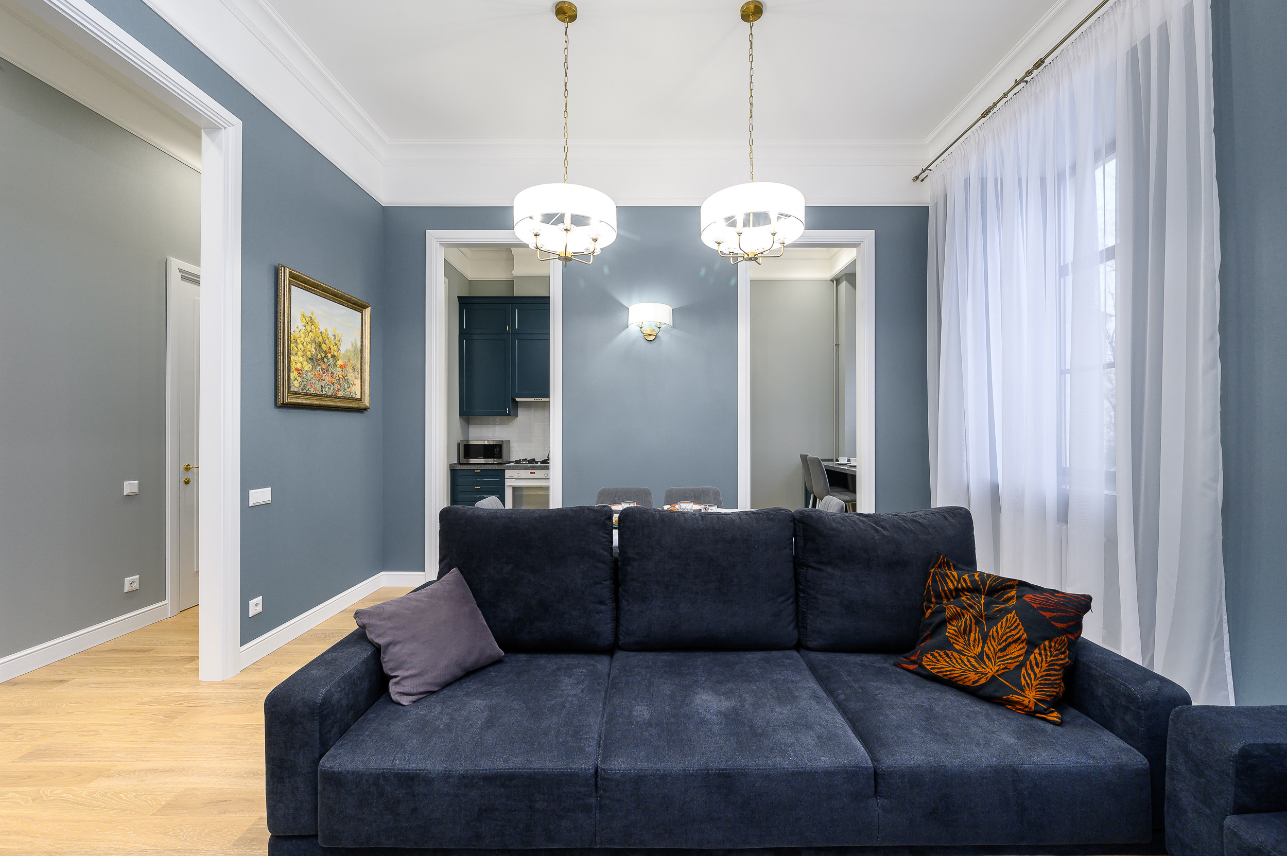 Квартира на продажу на Васильевском острове. Интерьерный фотограф. Фото- видеосъемка недвижимости Санкт-Петербург