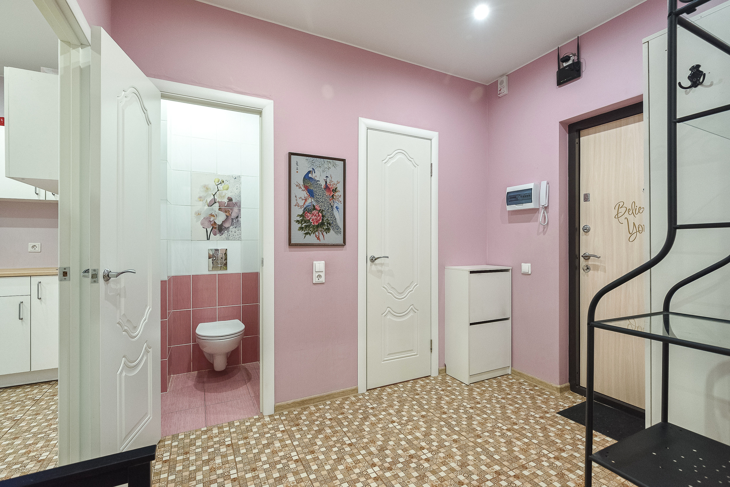 Квартира на продажу. Интерьерный фотограф. Фото- видеосъемка недвижимости Санкт-Петербург