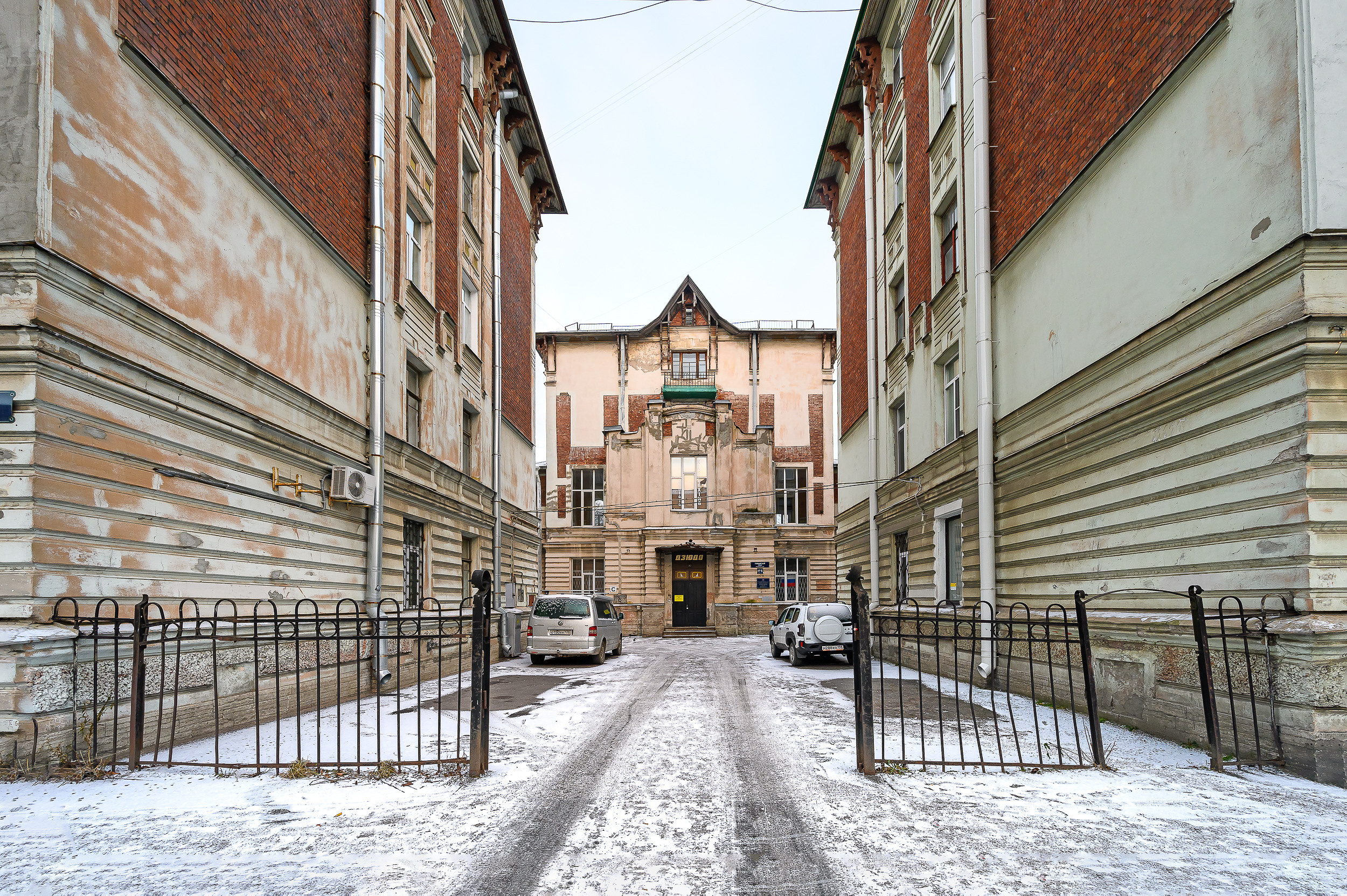 Квартира под суточную аренду. Интерьерный фотограф. Фото- видеосъемка недвижимости Санкт-Петербург