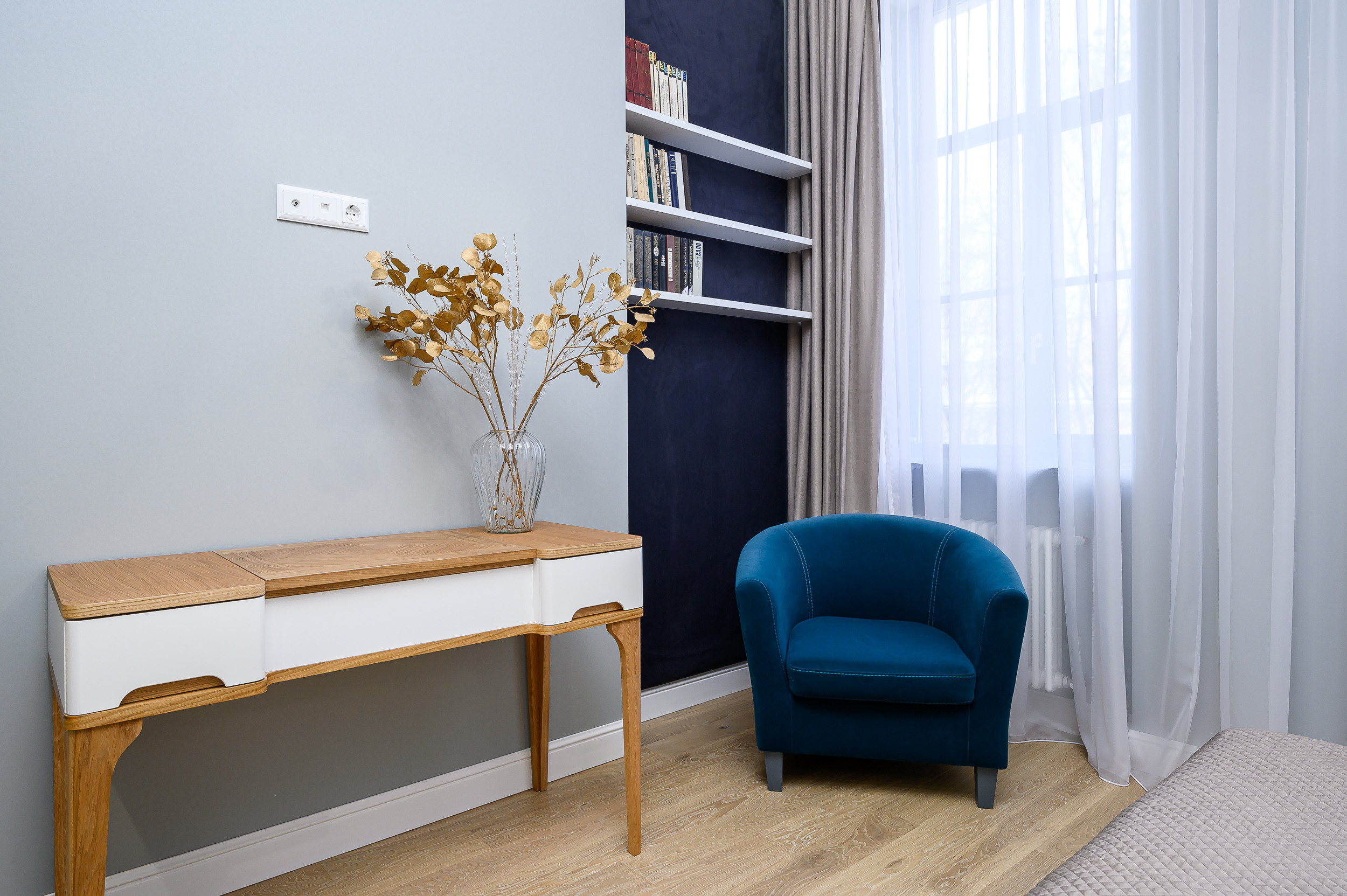 Квартира на продажу на Васильевском острове. Интерьерный фотограф. Фото- видеосъемка недвижимости Санкт-Петербург