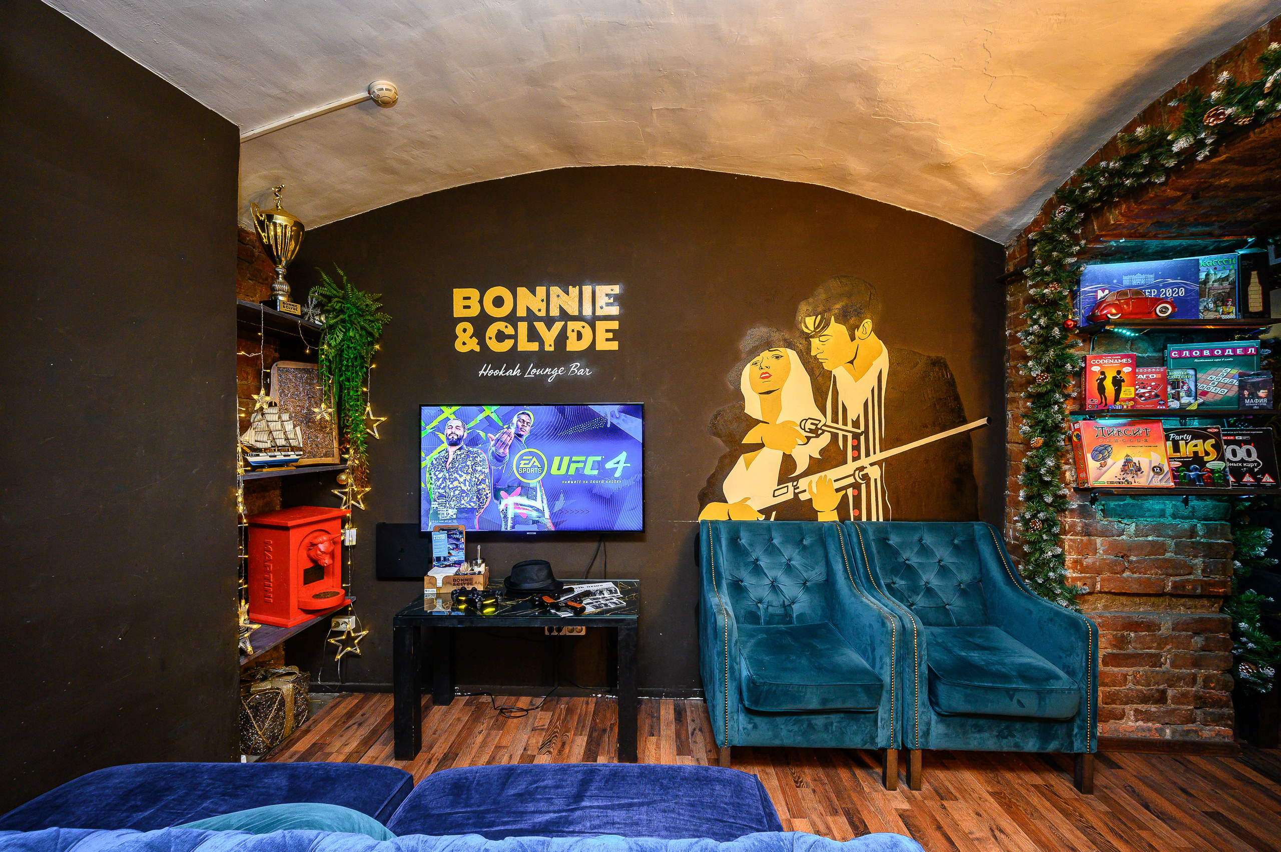 Лаунж-бар Bonnie and Clyde. Интерьерный фотограф. Фото- видеосъемка недвижимости Санкт-Петербург