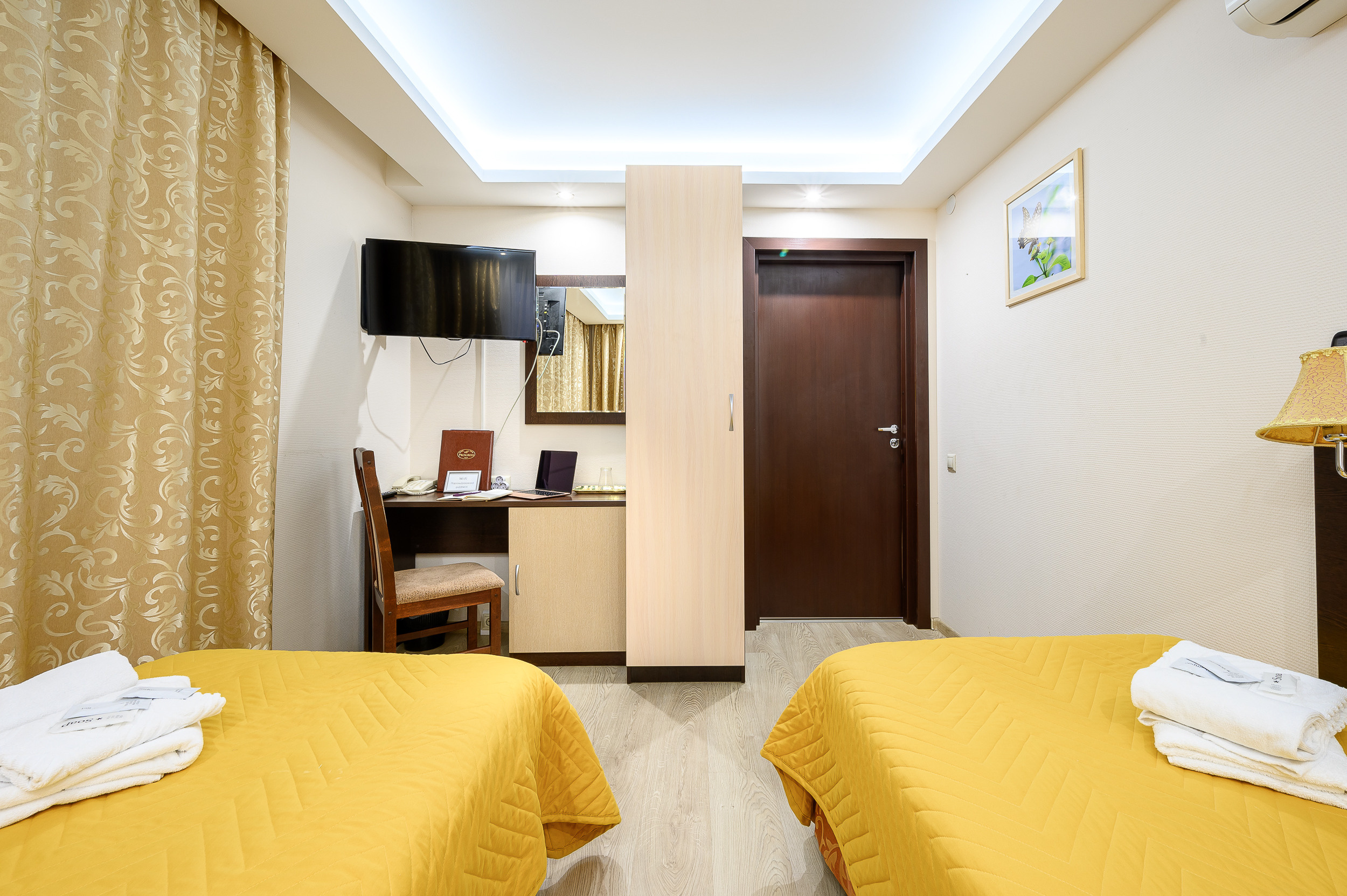 Отель Прогресс. Интерьерный фотограф. Фото- видеосъемка недвижимости Санкт-Петербург