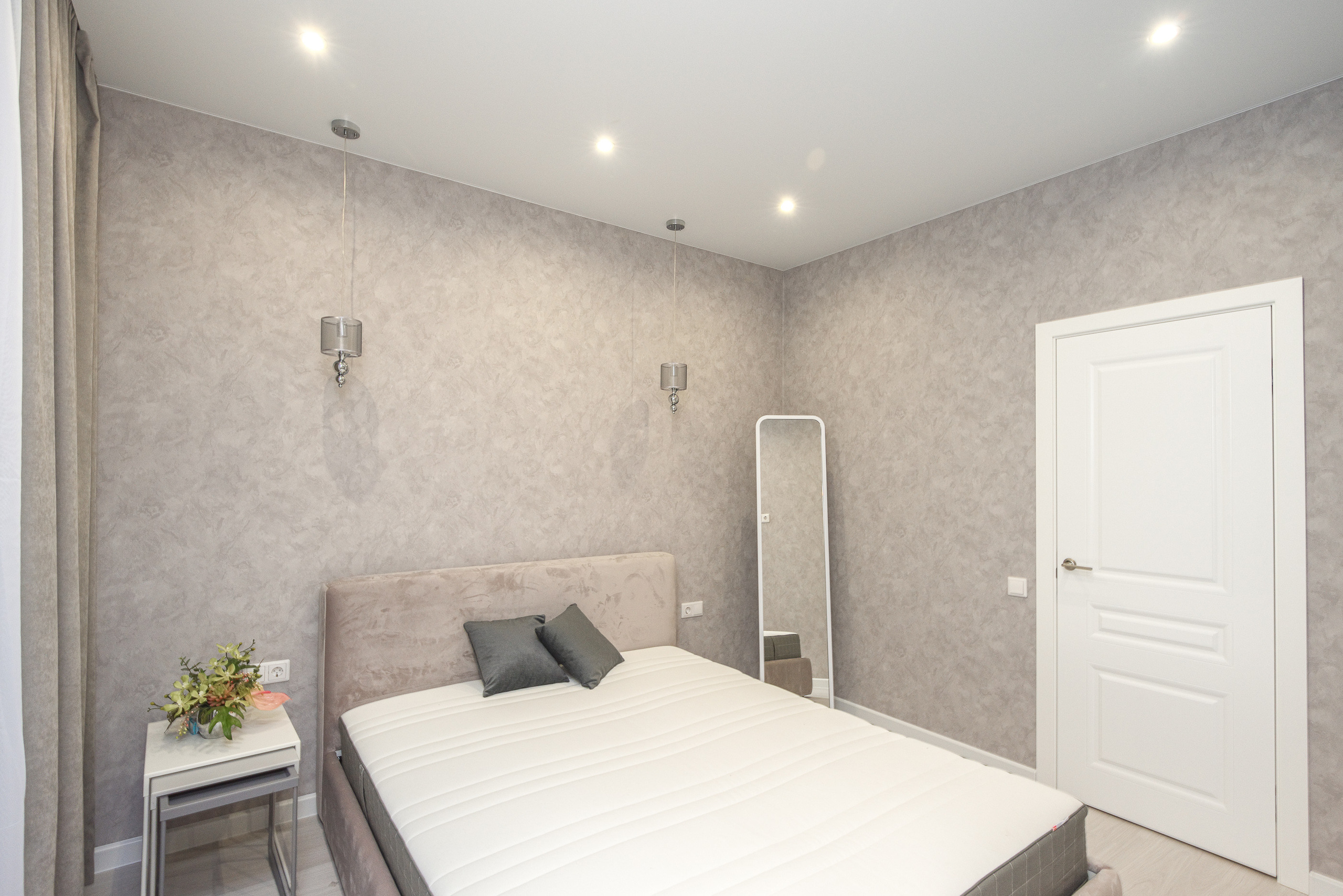 Квартира на продажу. Интерьерный фотограф. Фото- видеосъемка недвижимости Санкт-Петербург