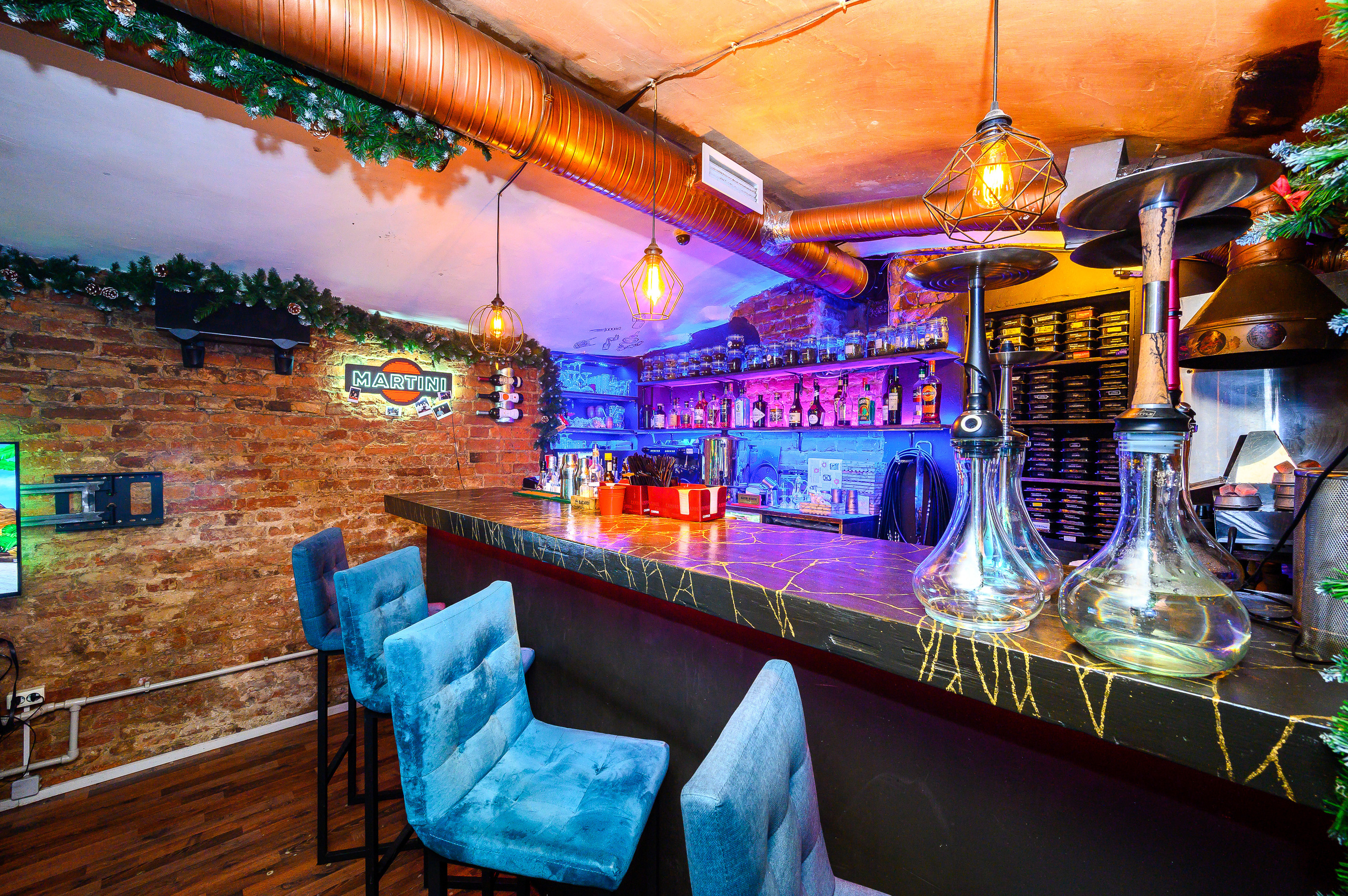 Лаунж-бар Bonnie and Clyde. Интерьерный фотограф. Фото- видеосъемка недвижимости Санкт-Петербург