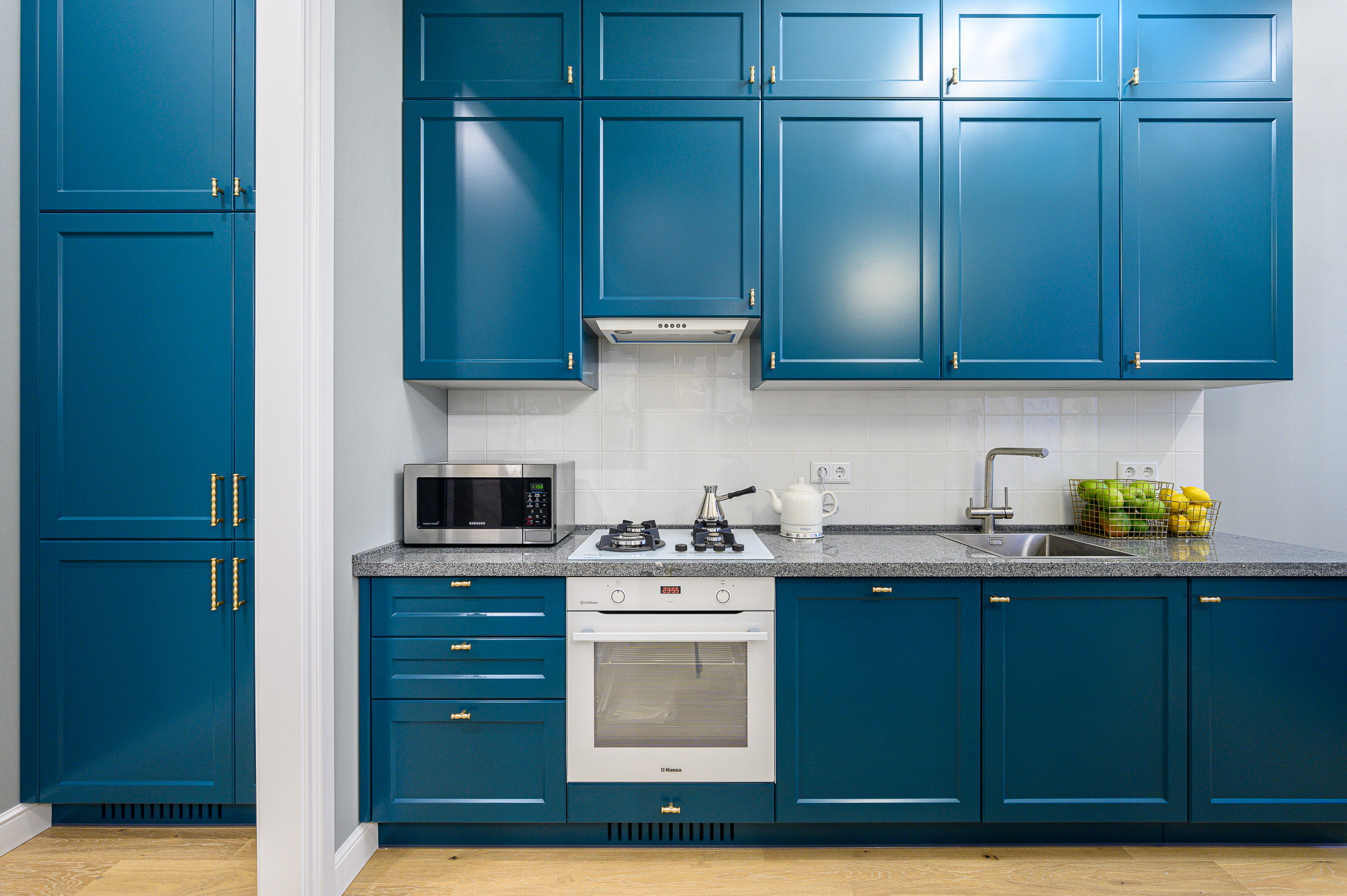 Квартира на продажу на Васильевском острове. Интерьерный фотограф. Фото- видеосъемка недвижимости Санкт-Петербург