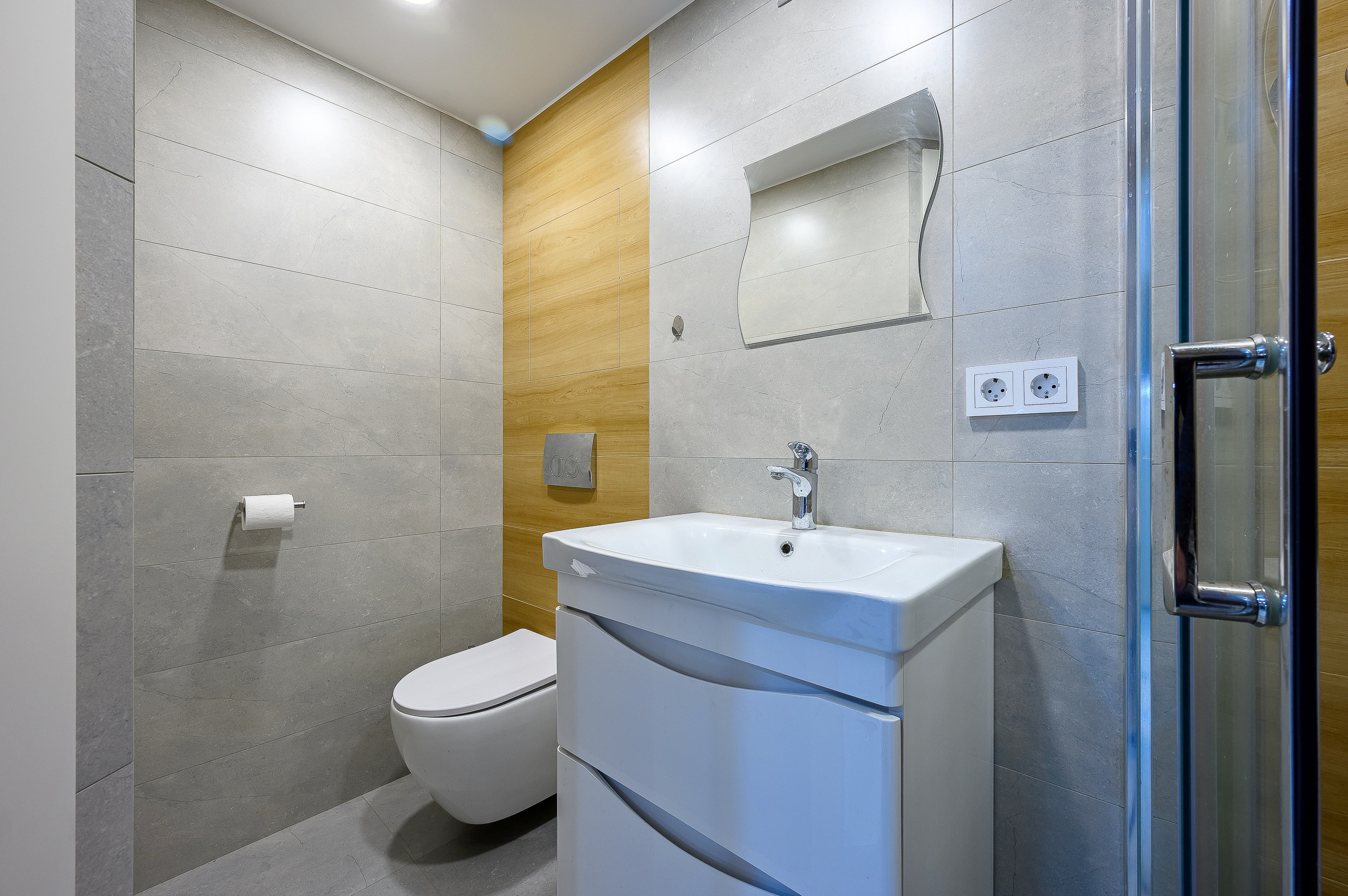 Квартира на продажу. Интерьерный фотограф. Фото- видеосъемка недвижимости Санкт-Петербург