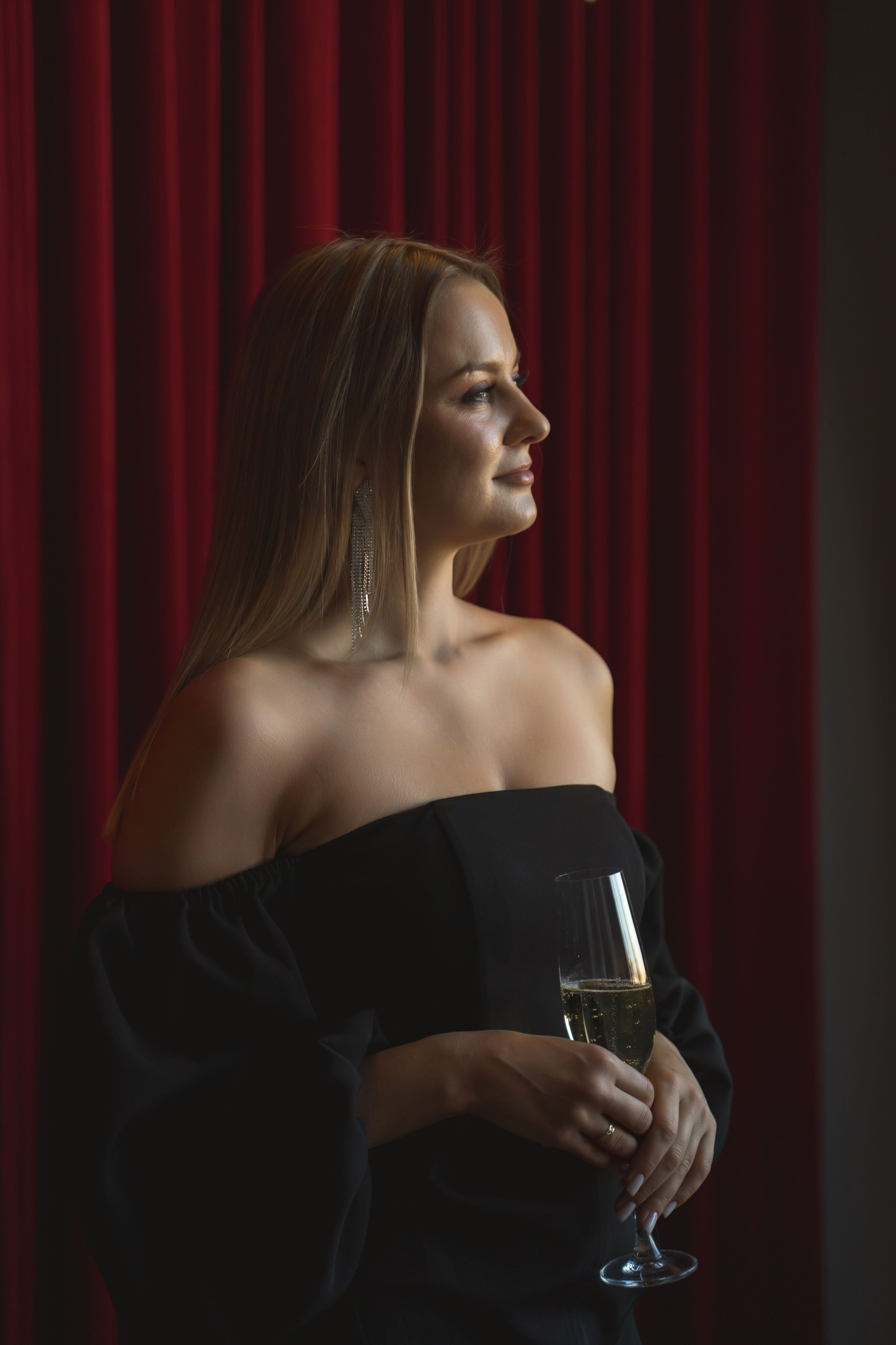 Елена. Главная