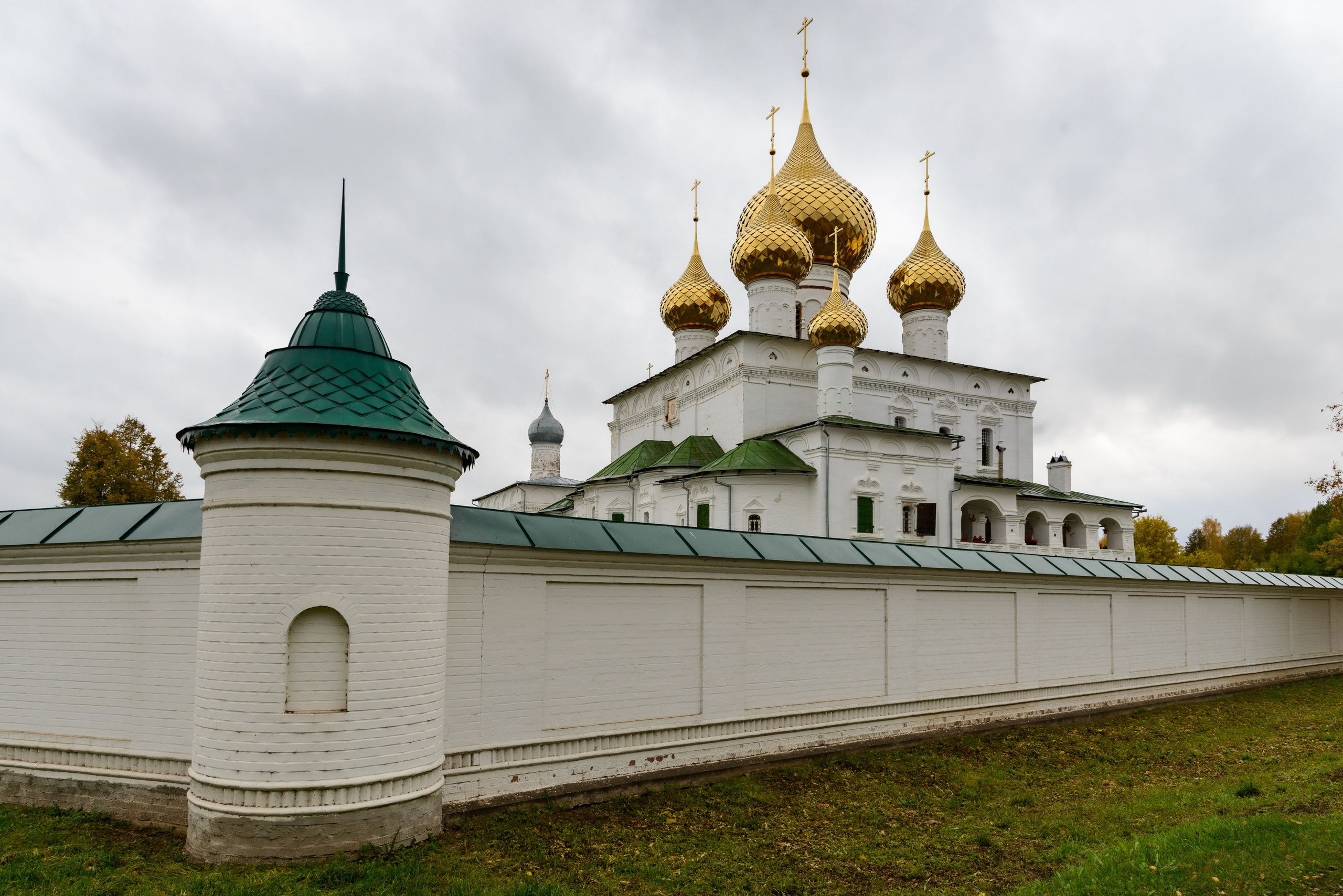 Воскресенский монастырь в Угличе