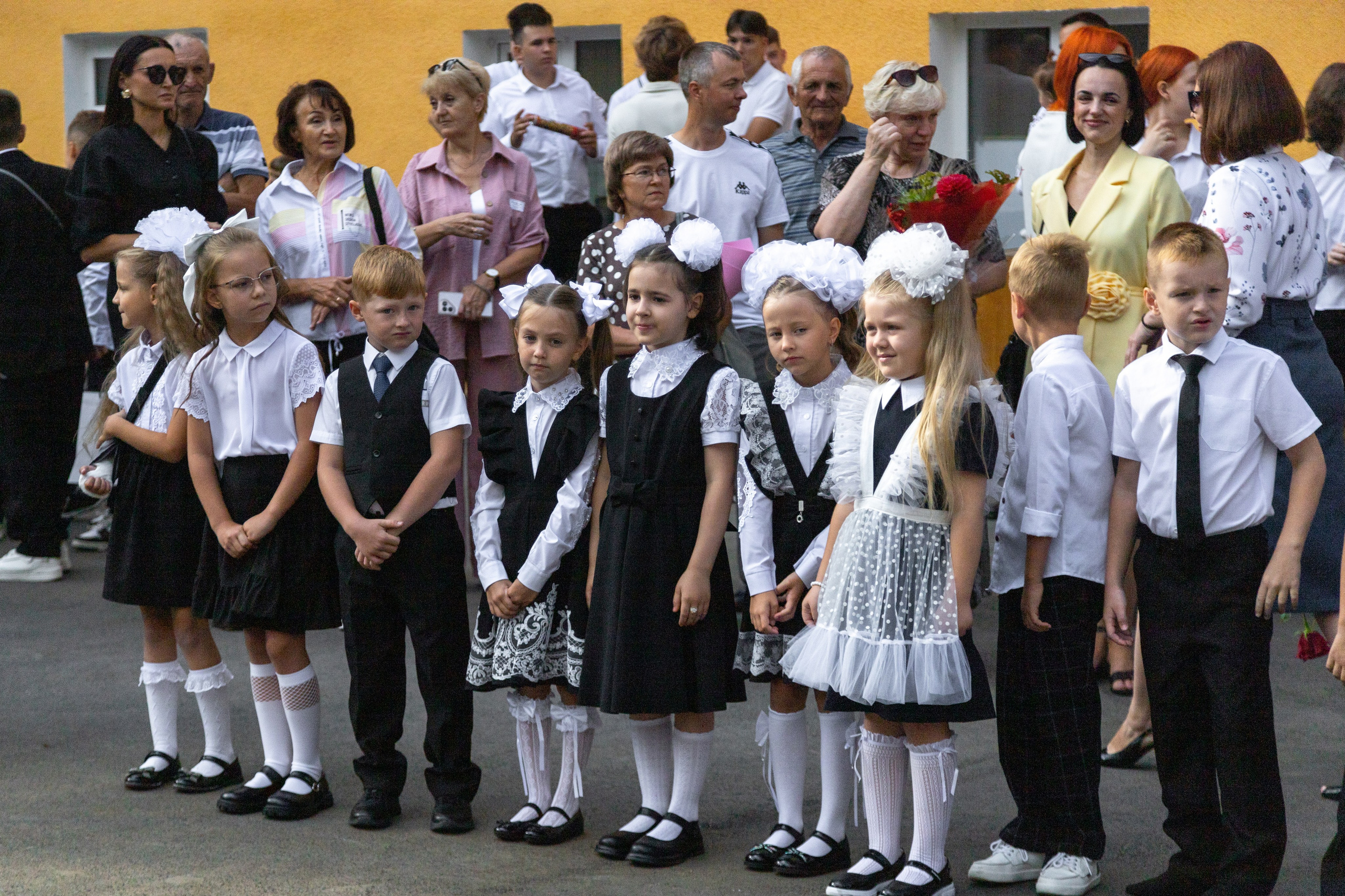 Репортаж 1 сентября. Выпускные альбомы Саратов Энгельс фотограф Титова Ирина