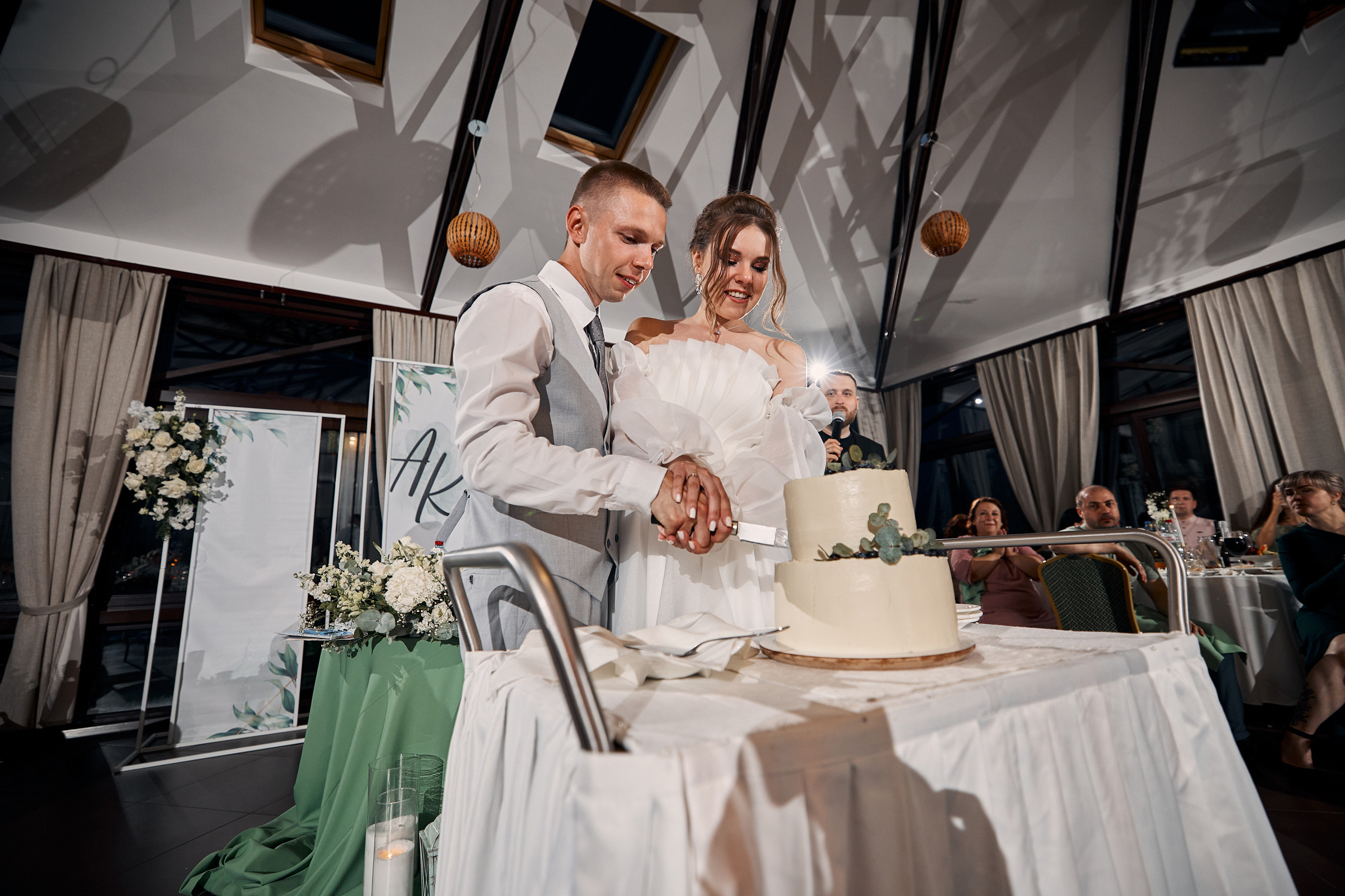 Улыбка любви. Свадебный и семейный фотограф в Ярославле и Рыбинске Вячеслав Барышков