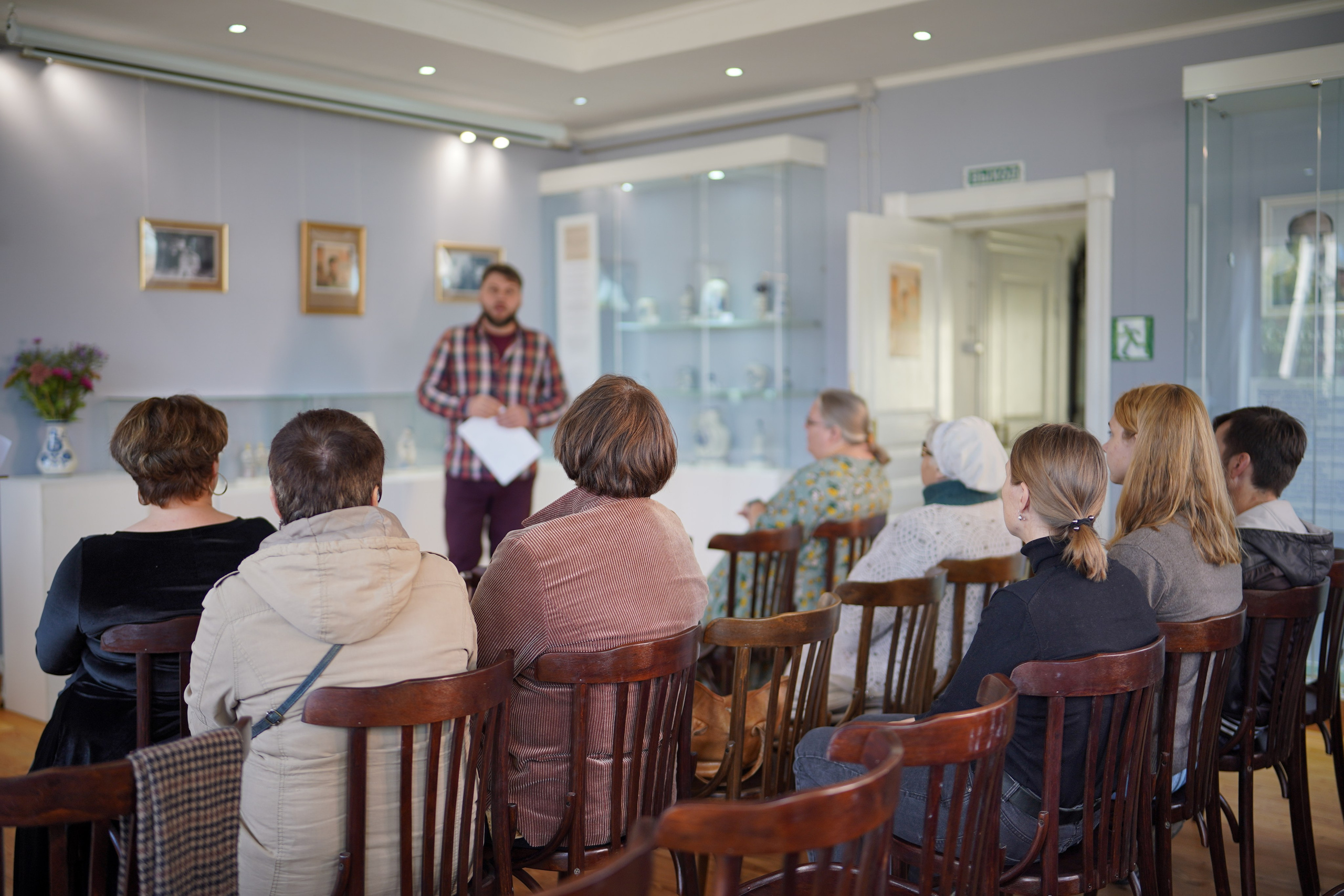 Gzhel lyrics by Nina Kvitnitskaya — Гжельская лирика Нины Квитницкой