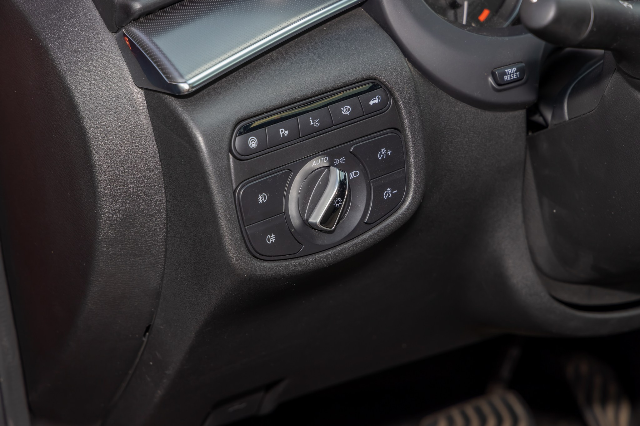 Infiniti QX55. Репортажный, семейный и студийный фотограф в Москве Демин Алексей