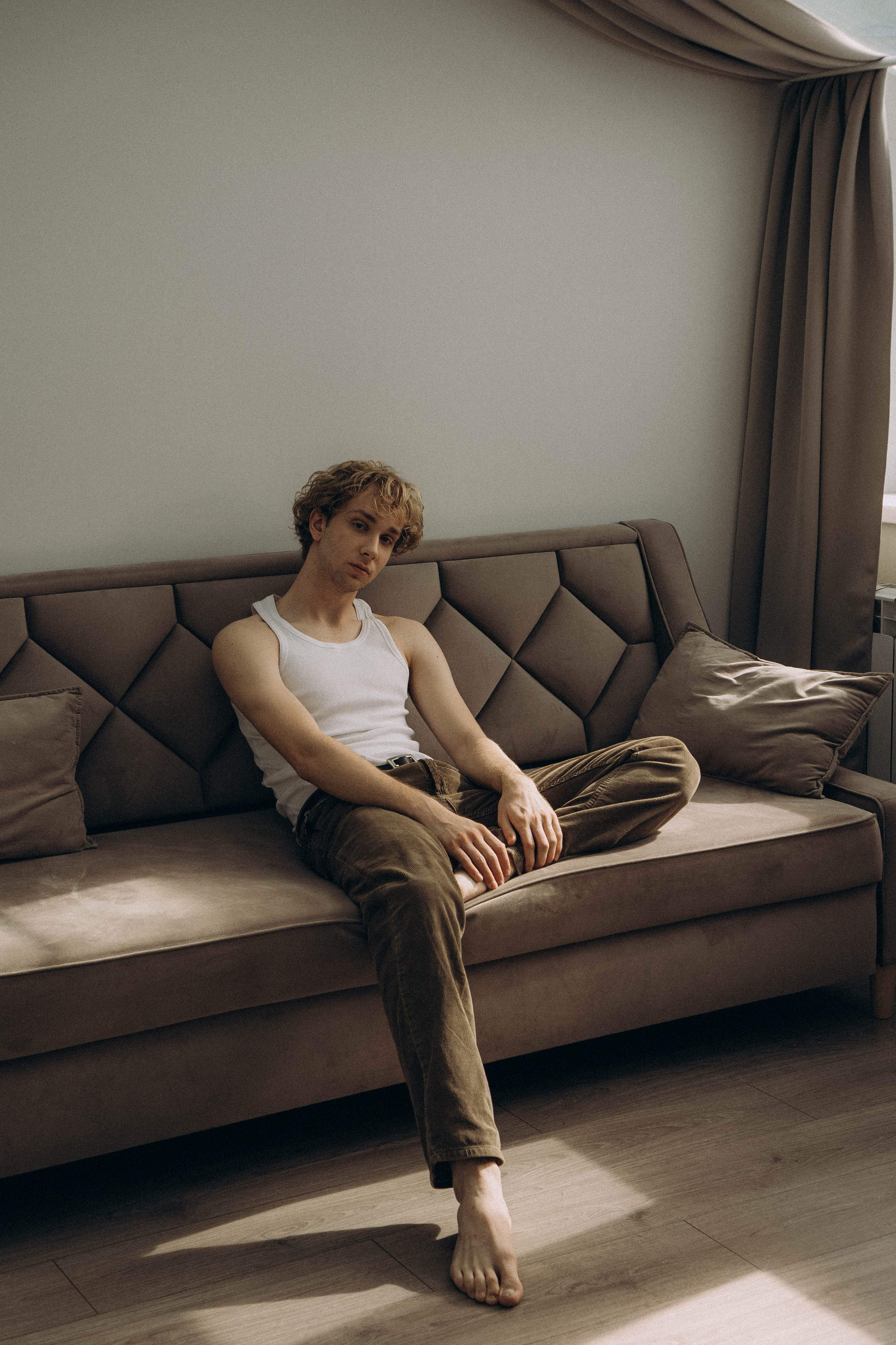 СВАДЕБНАЯ СЬЕМКА В ОТЕЛЕ. СБОРЫ ЖЕНИХА И НЕВЕСТЫ И ТАКЖЕ ТОР И ПОДГОТОВКА К ПРОГУЛКЕ. Профессиональный фотограф, Санкт-Петербург — Виктория Богомолова